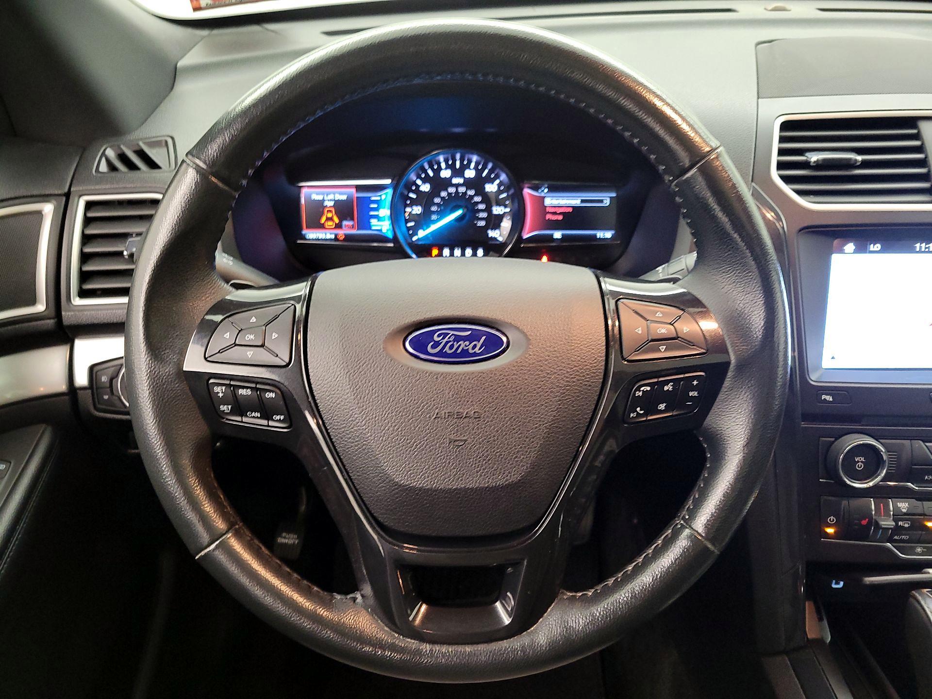 Thumbnail: 2017 Ford Explorer - 10
