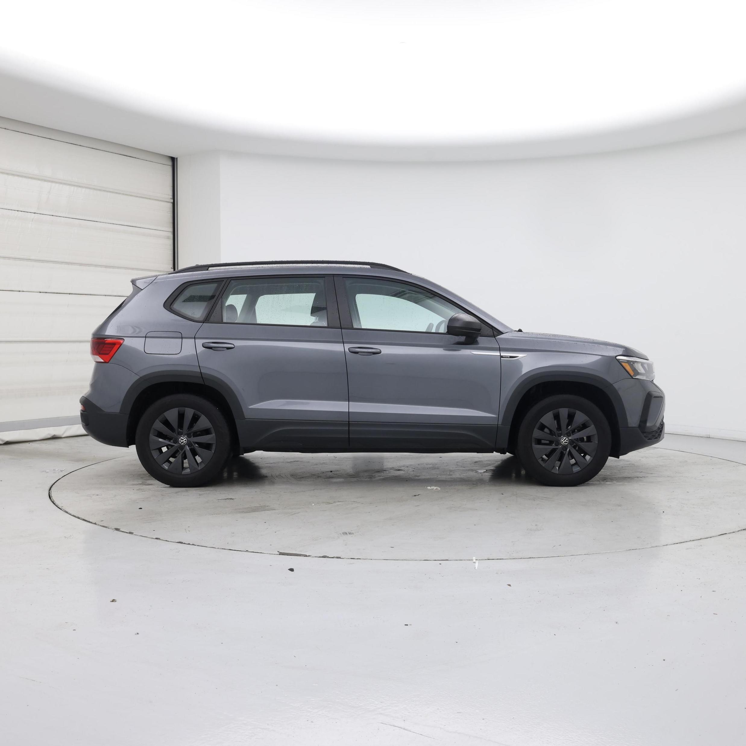 Thumbnail: 2022 Volkswagen Taos - 7