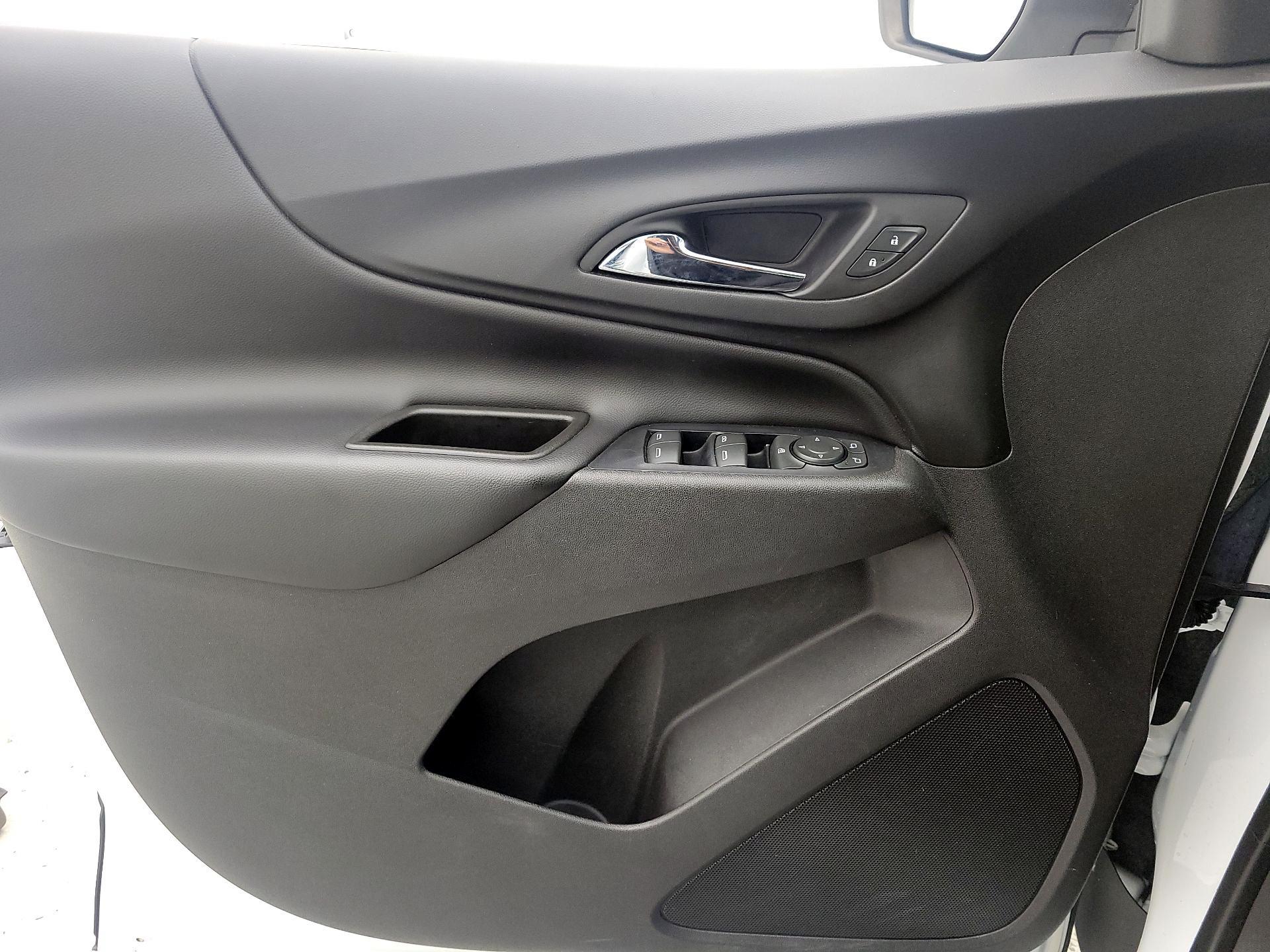 Thumbnail: 2019 Chevrolet Equinox - 12