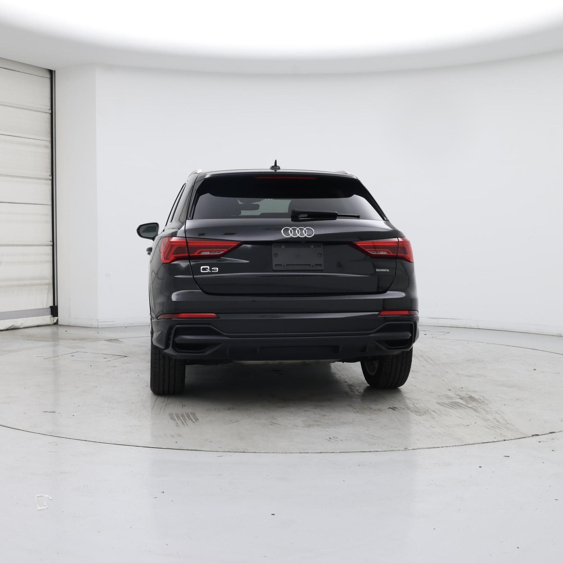 Thumbnail: 2021 Audi Q3 - 6