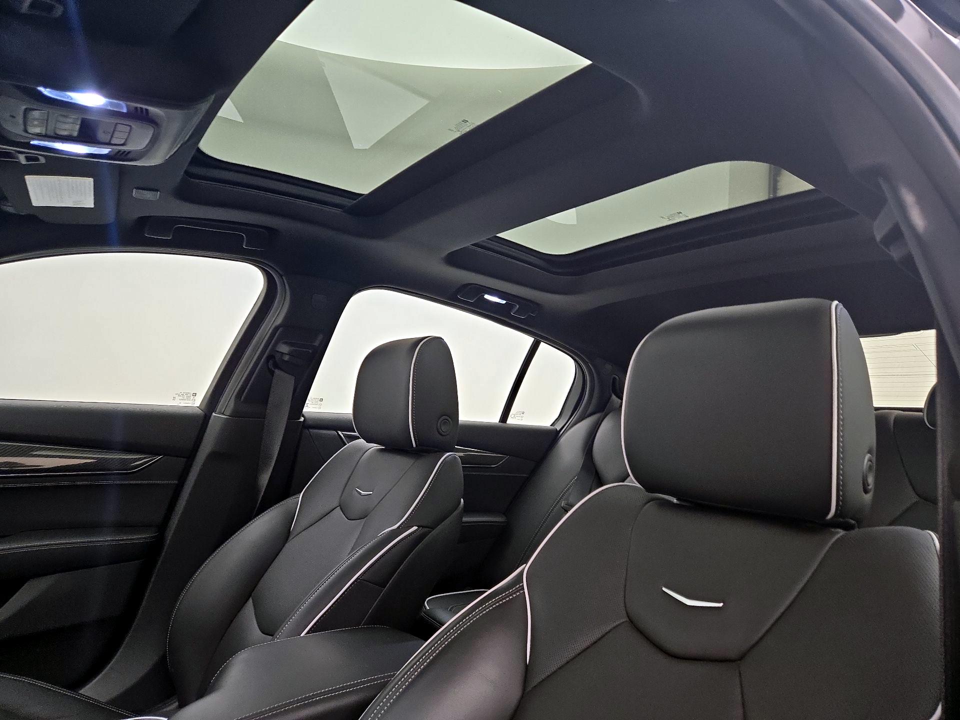 Thumbnail: 2022 Cadillac CT5 - 20