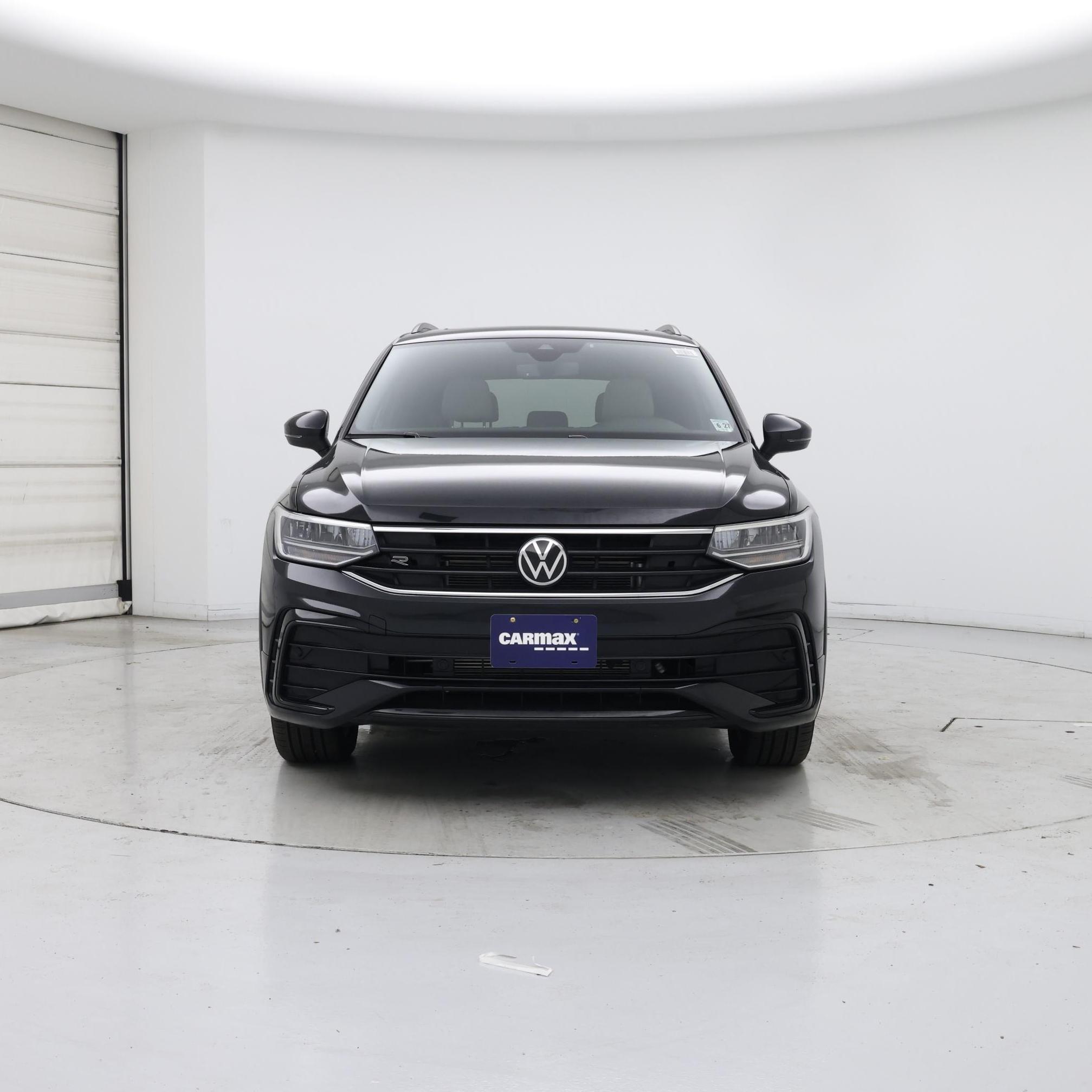 Thumbnail: 2022 Volkswagen Tiguan - 5