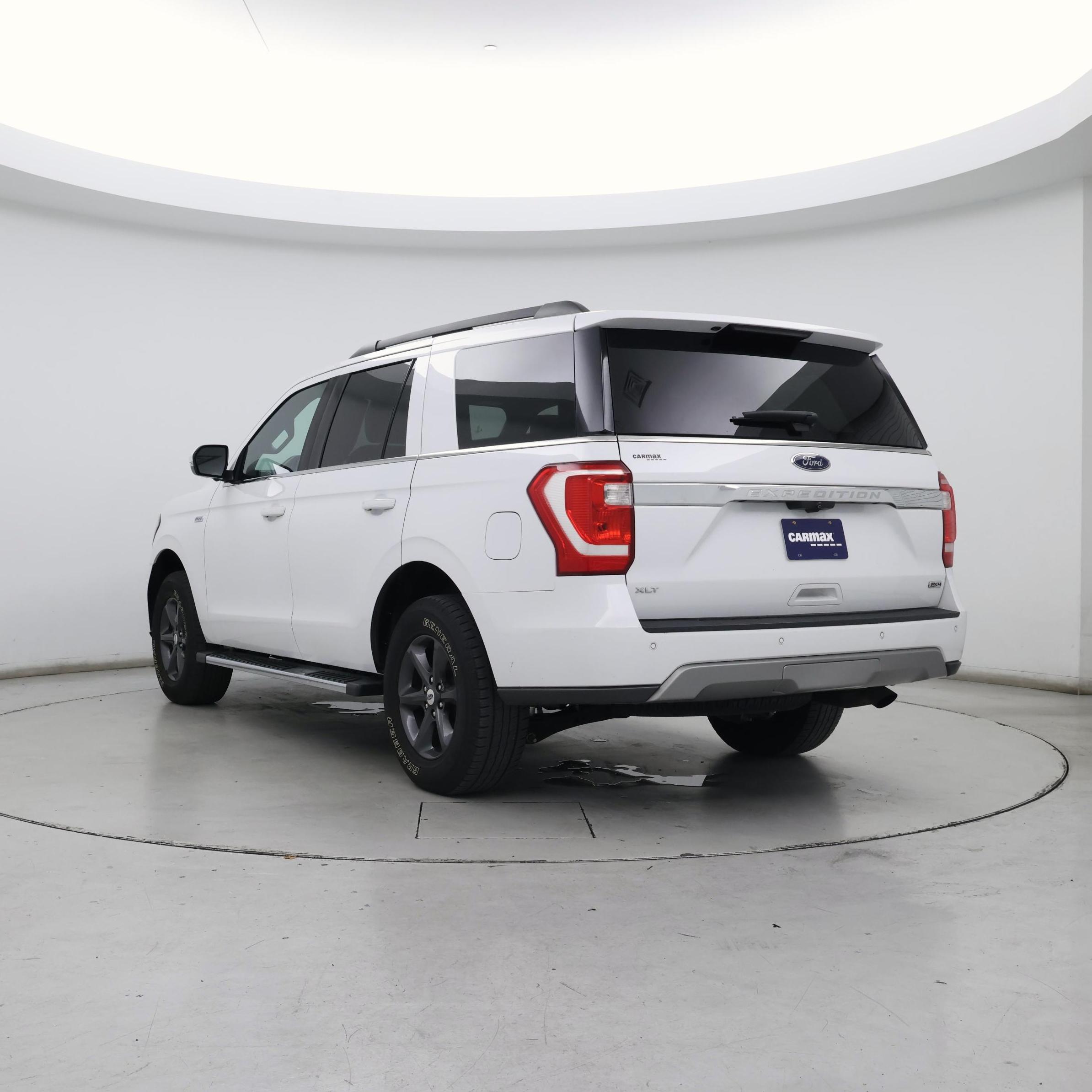 Thumbnail: 2021 Ford Expedition - 2