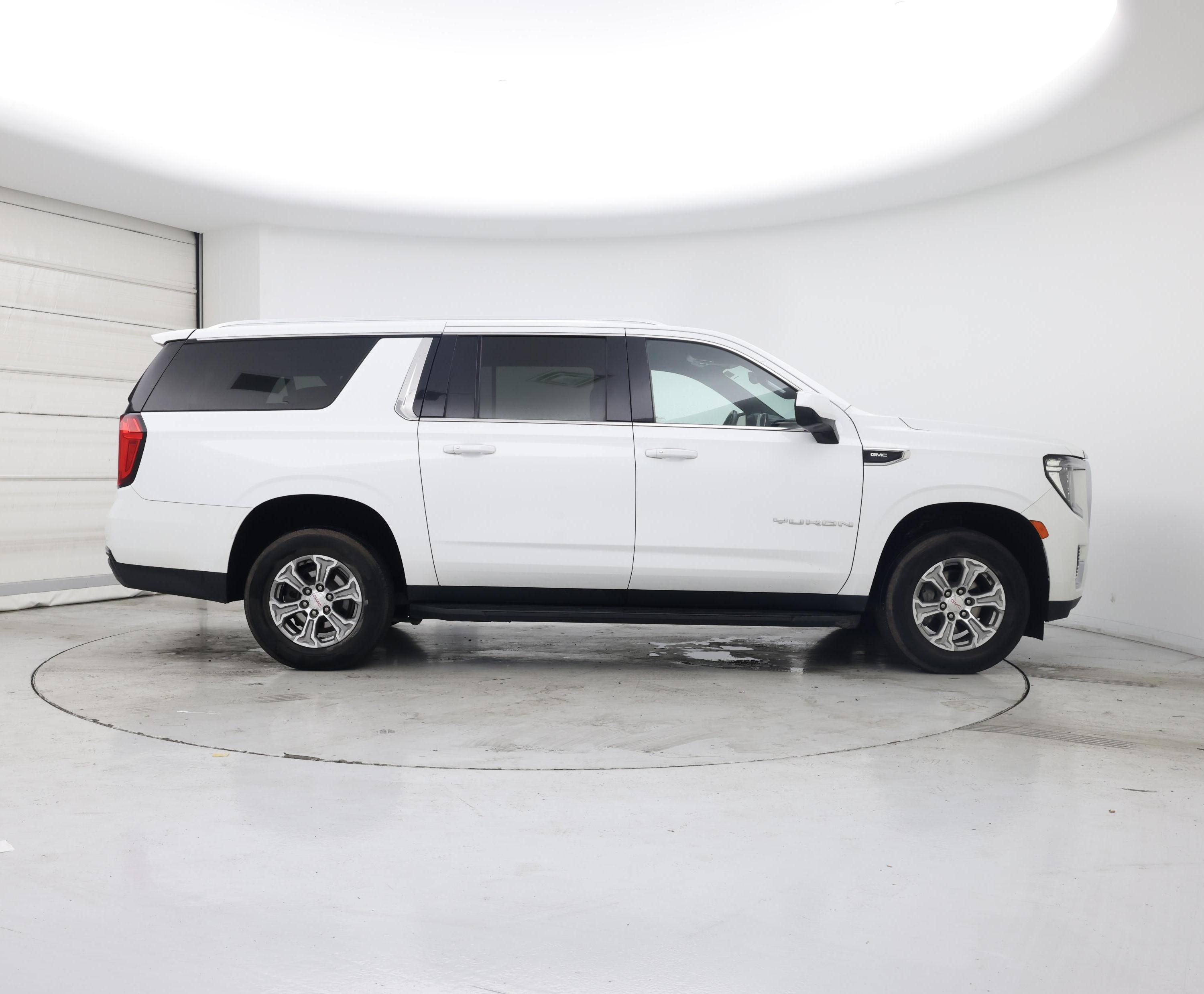 Thumbnail: 2022 GMC Yukon XL - 7