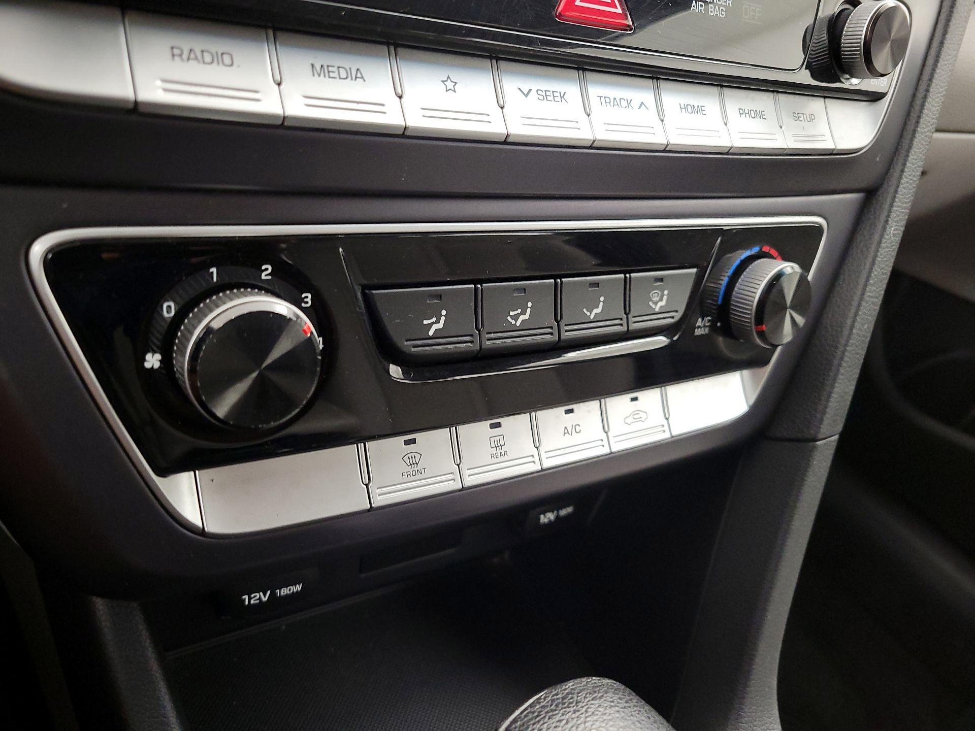 Thumbnail: 2019 Hyundai Sonata - 16
