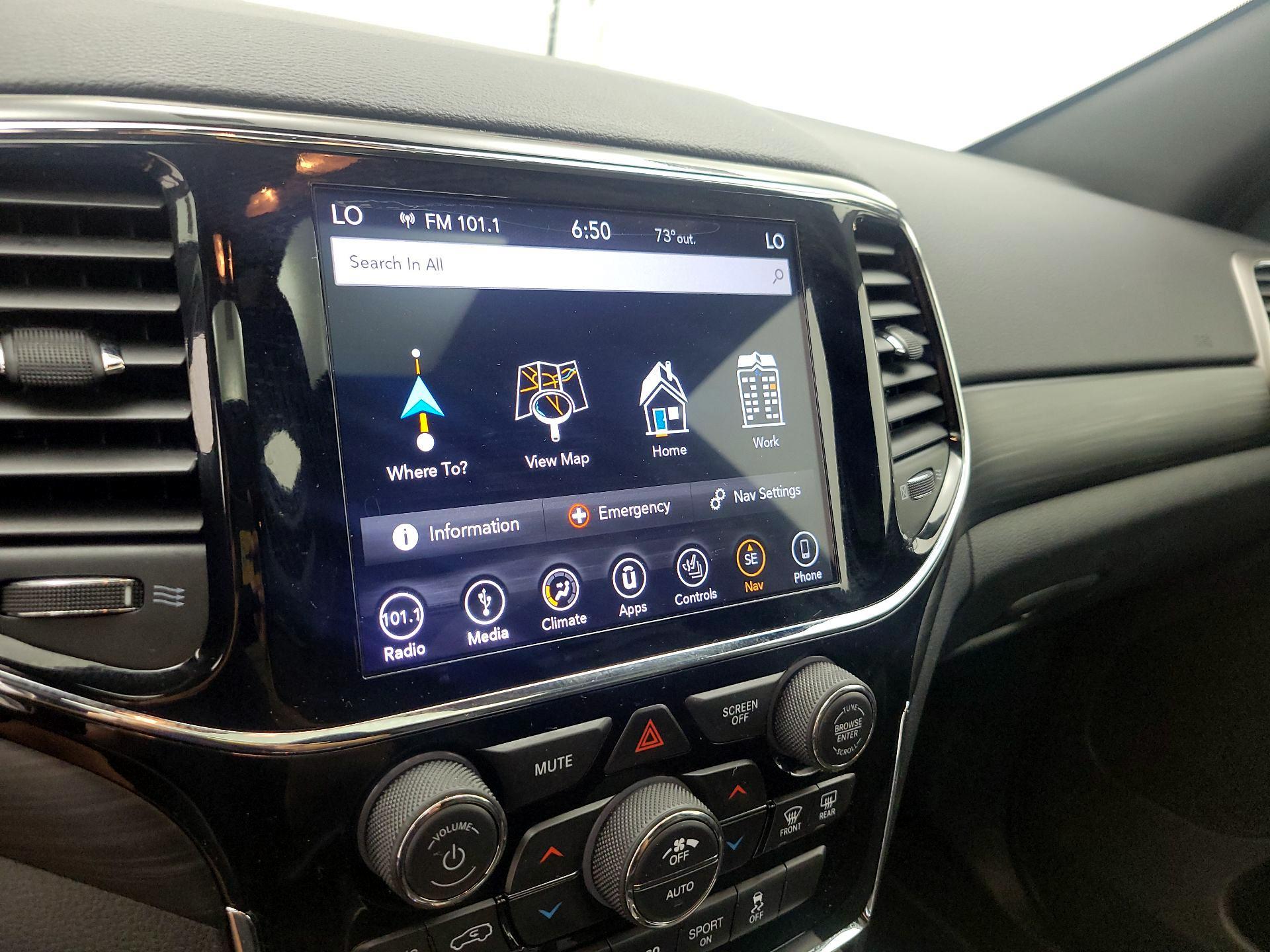 Thumbnail: 2019 Jeep Grand Cherokee - 14