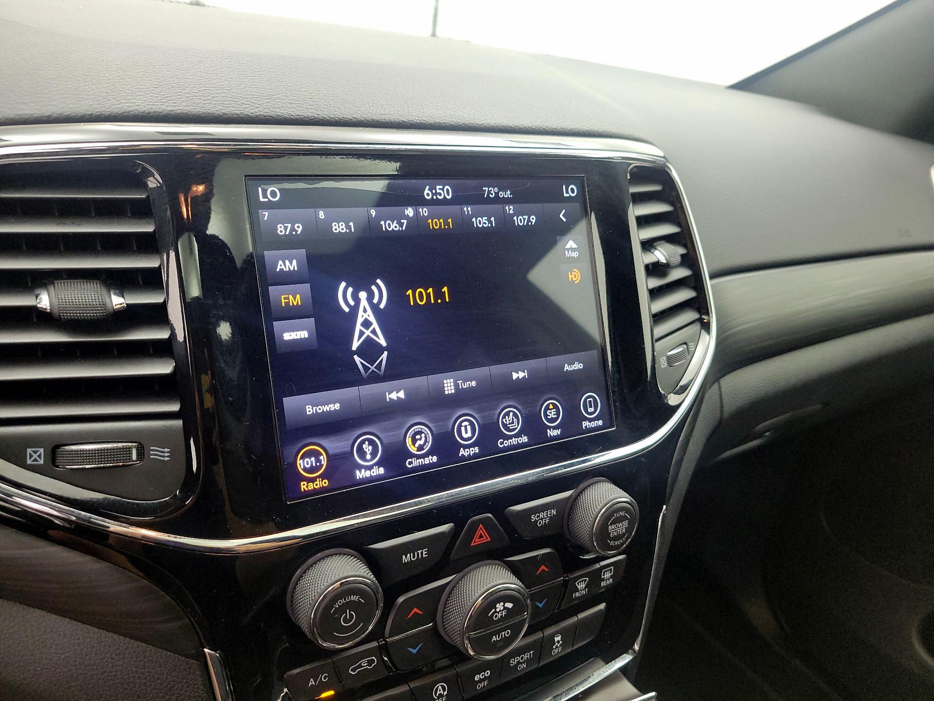 Thumbnail: 2019 Jeep Grand Cherokee - 16
