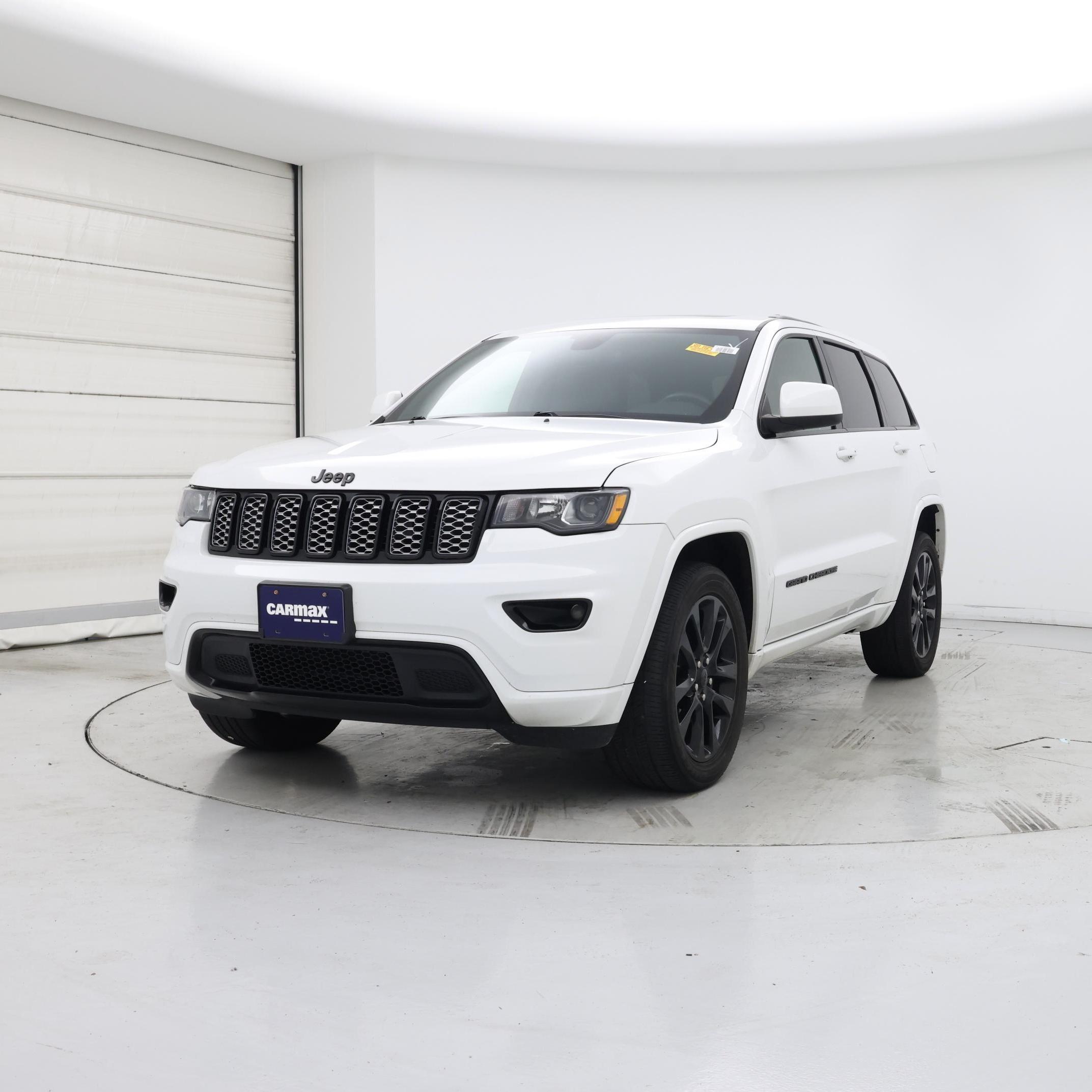 Thumbnail: 2019 Jeep Grand Cherokee - 4