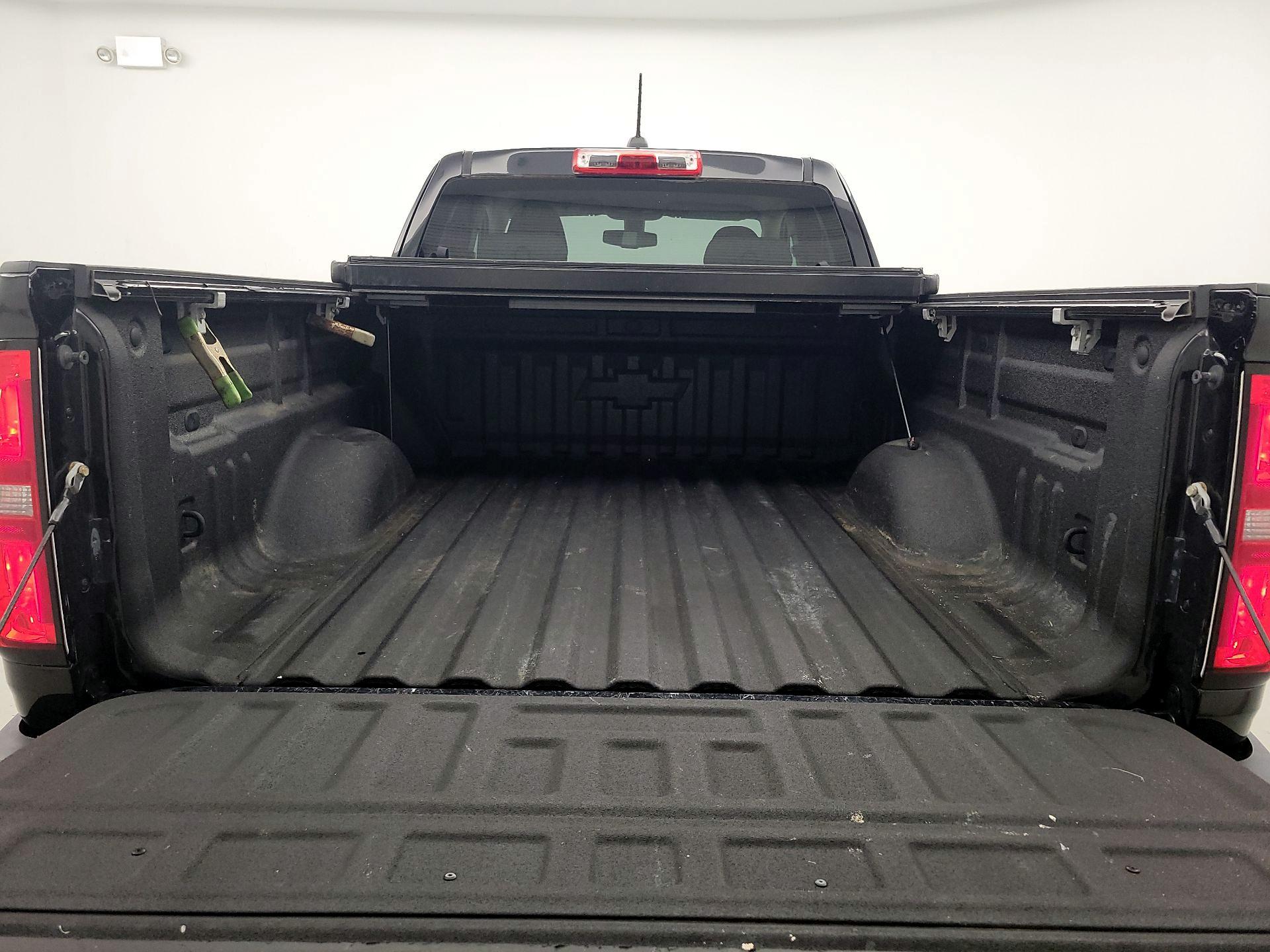 Thumbnail: 2015 Chevrolet Colorado - 20