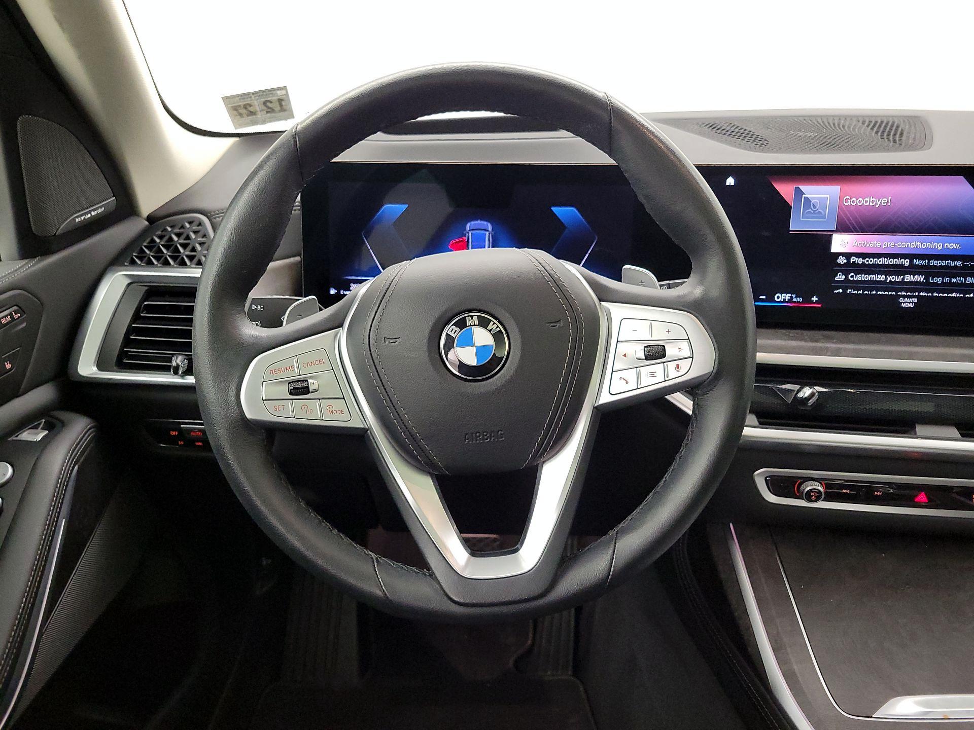 Thumbnail: 2023 BMW X7 - 10