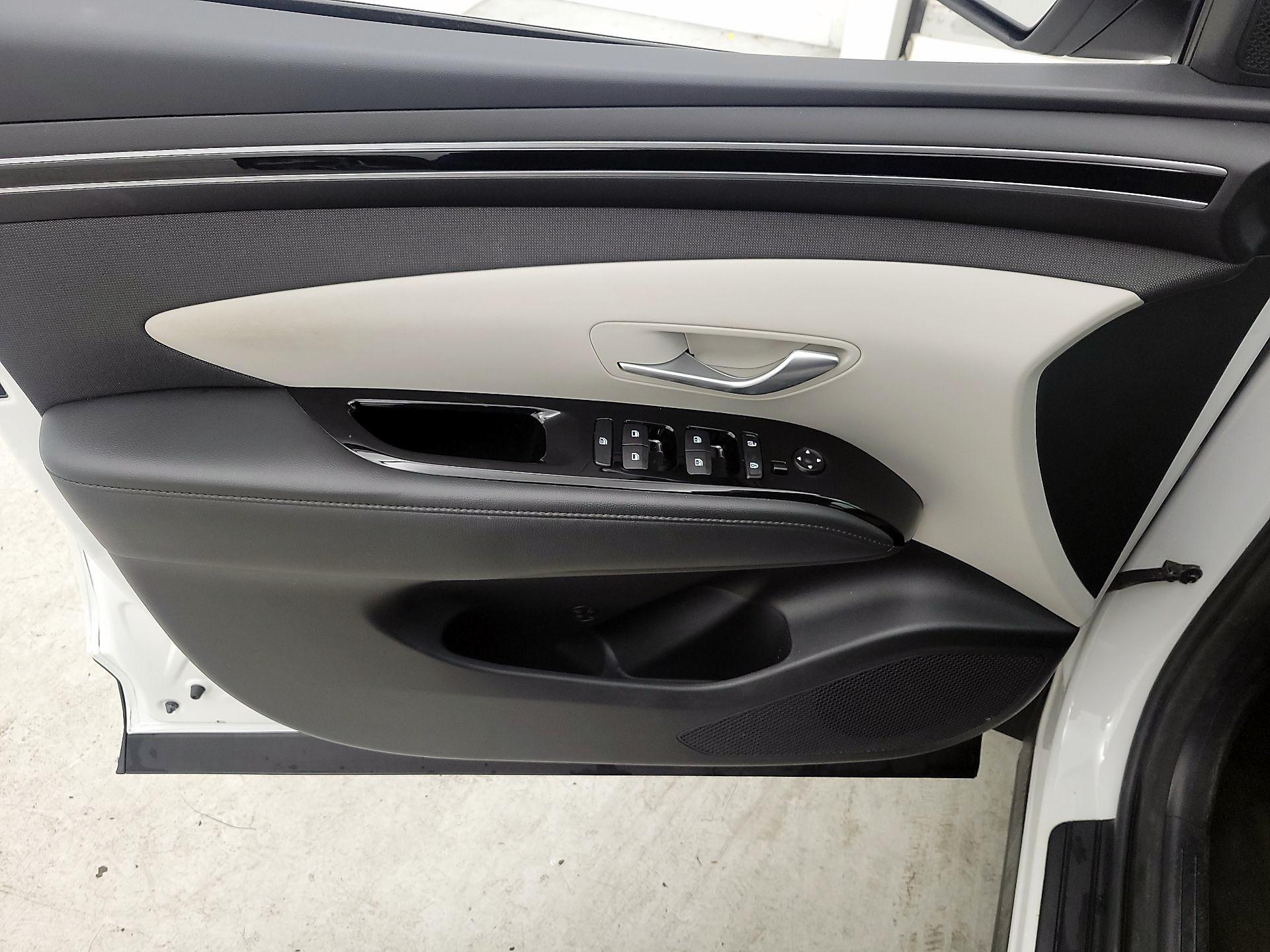 Thumbnail: 2022 Hyundai Tucson - 12