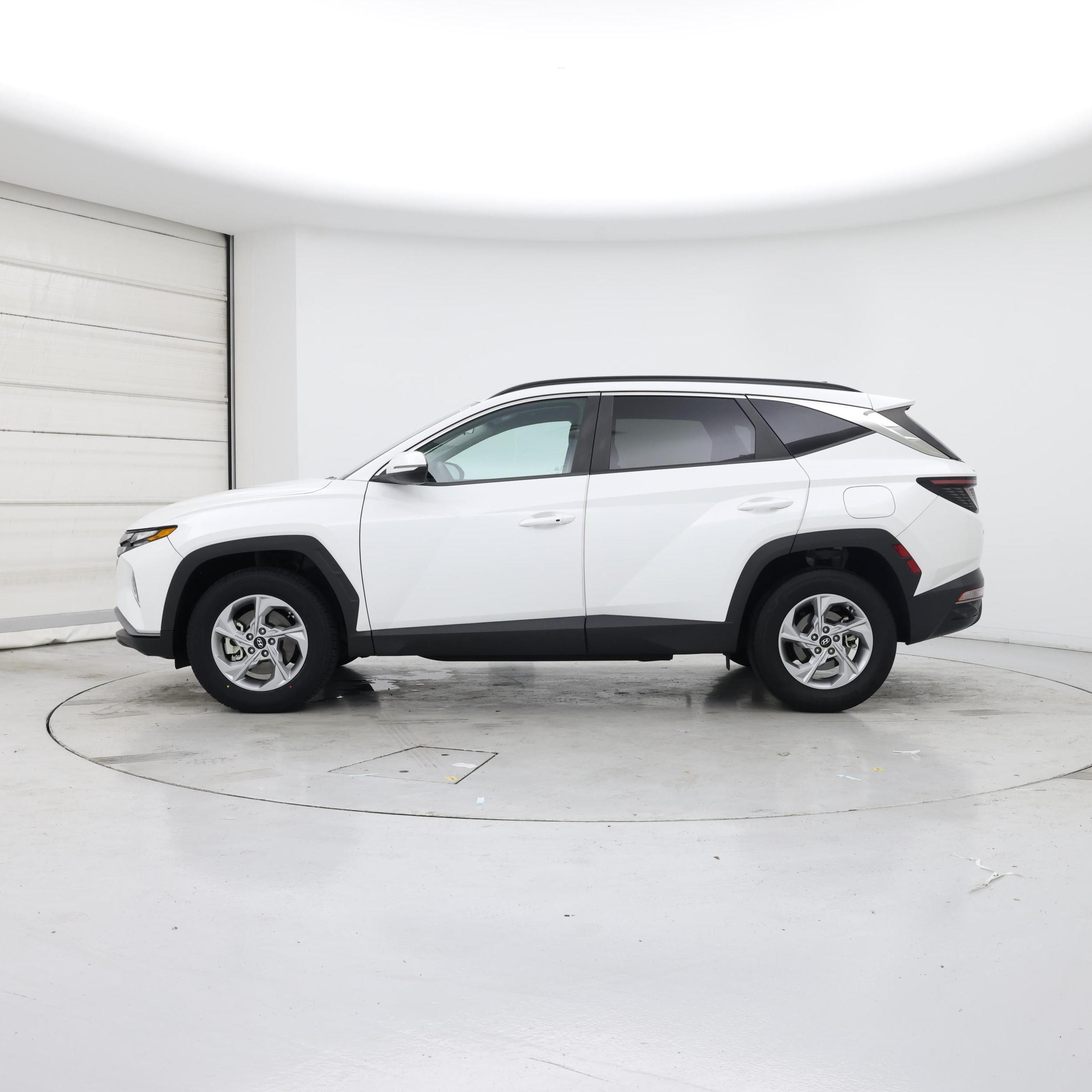 Thumbnail: 2022 Hyundai Tucson - 3
