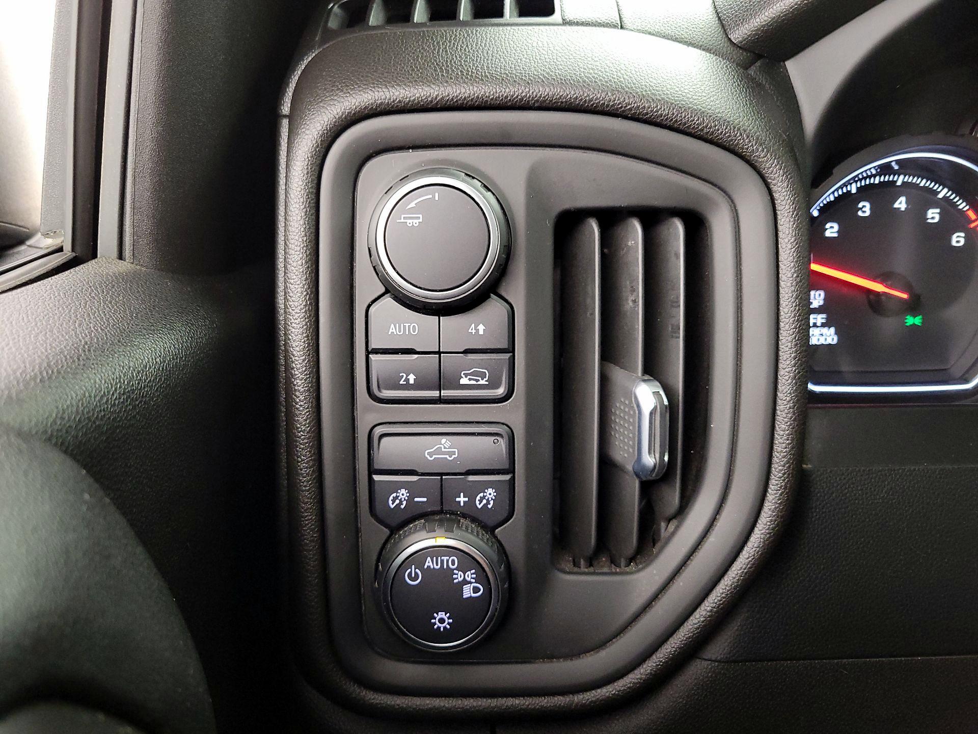 Thumbnail: 2022 Chevrolet Silverado 1500 - 13