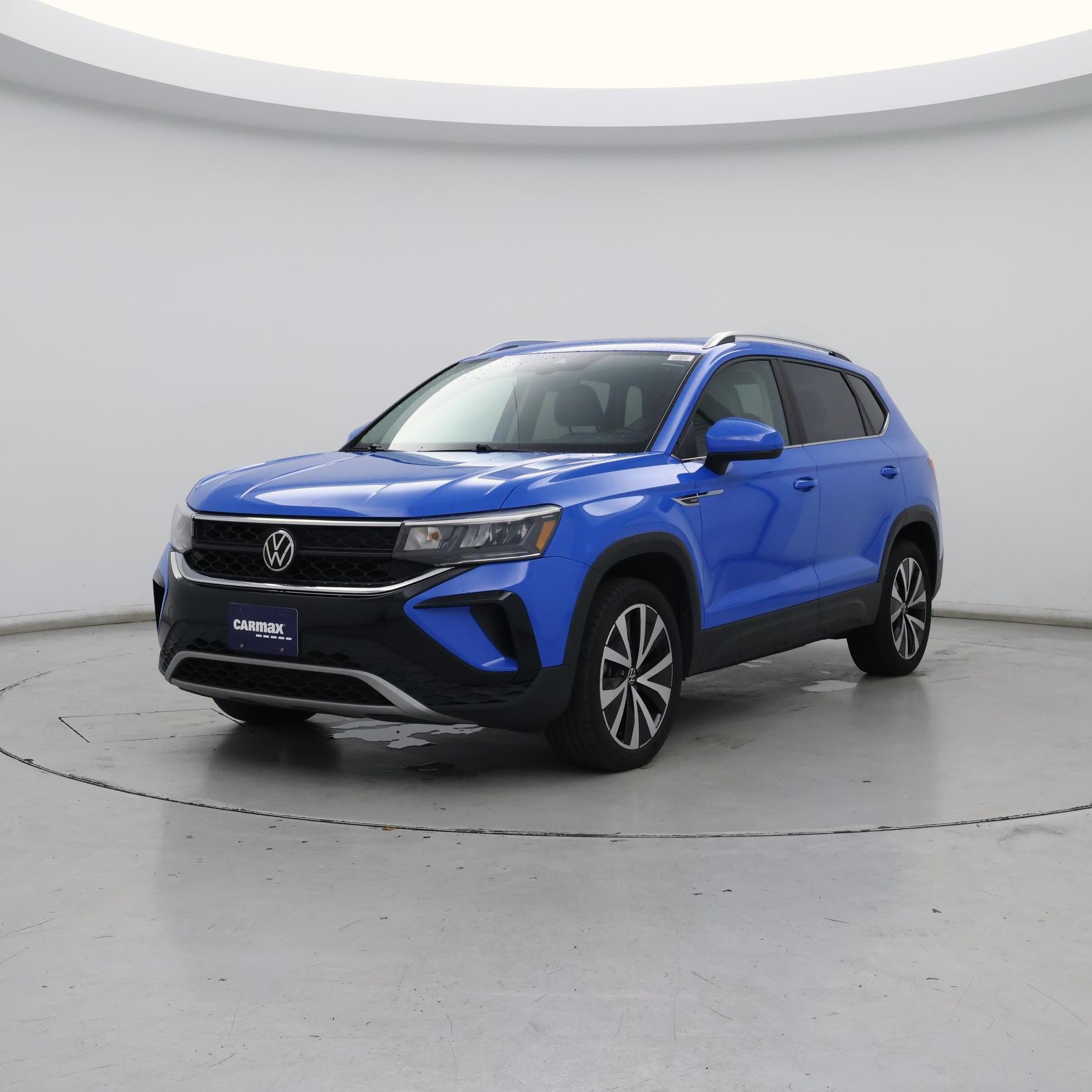 Thumbnail: 2023 Volkswagen Taos - 4