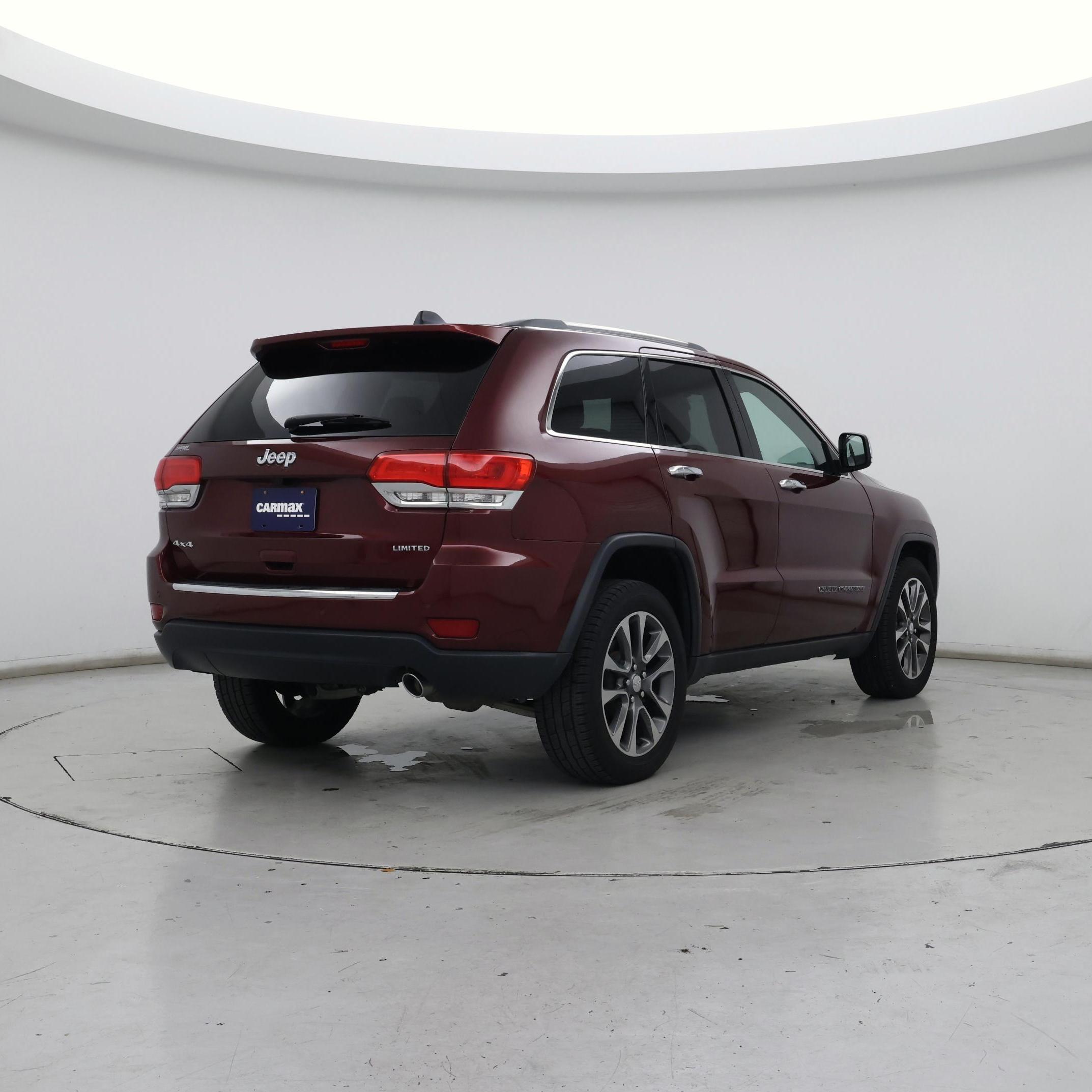 Thumbnail: 2018 Jeep Grand Cherokee - 8