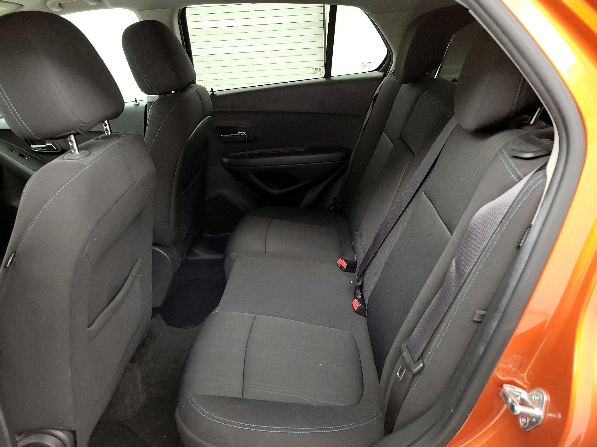 Thumbnail: 2016 Chevrolet Trax - 18