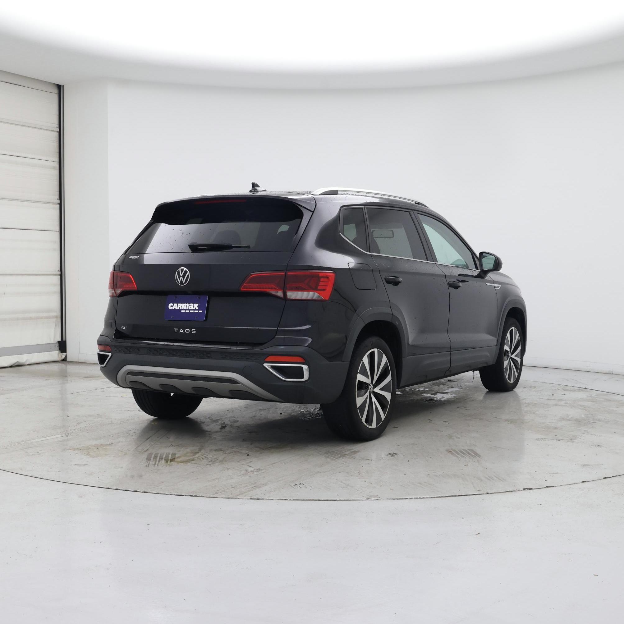 Thumbnail: 2022 Volkswagen Taos - 8