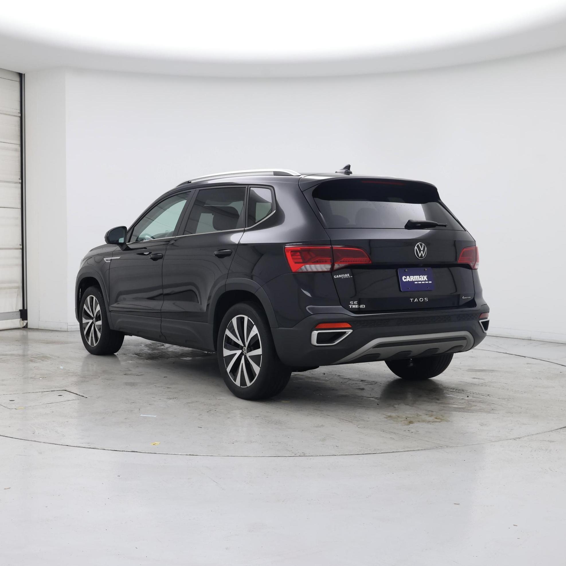 Thumbnail: 2022 Volkswagen Taos - 2