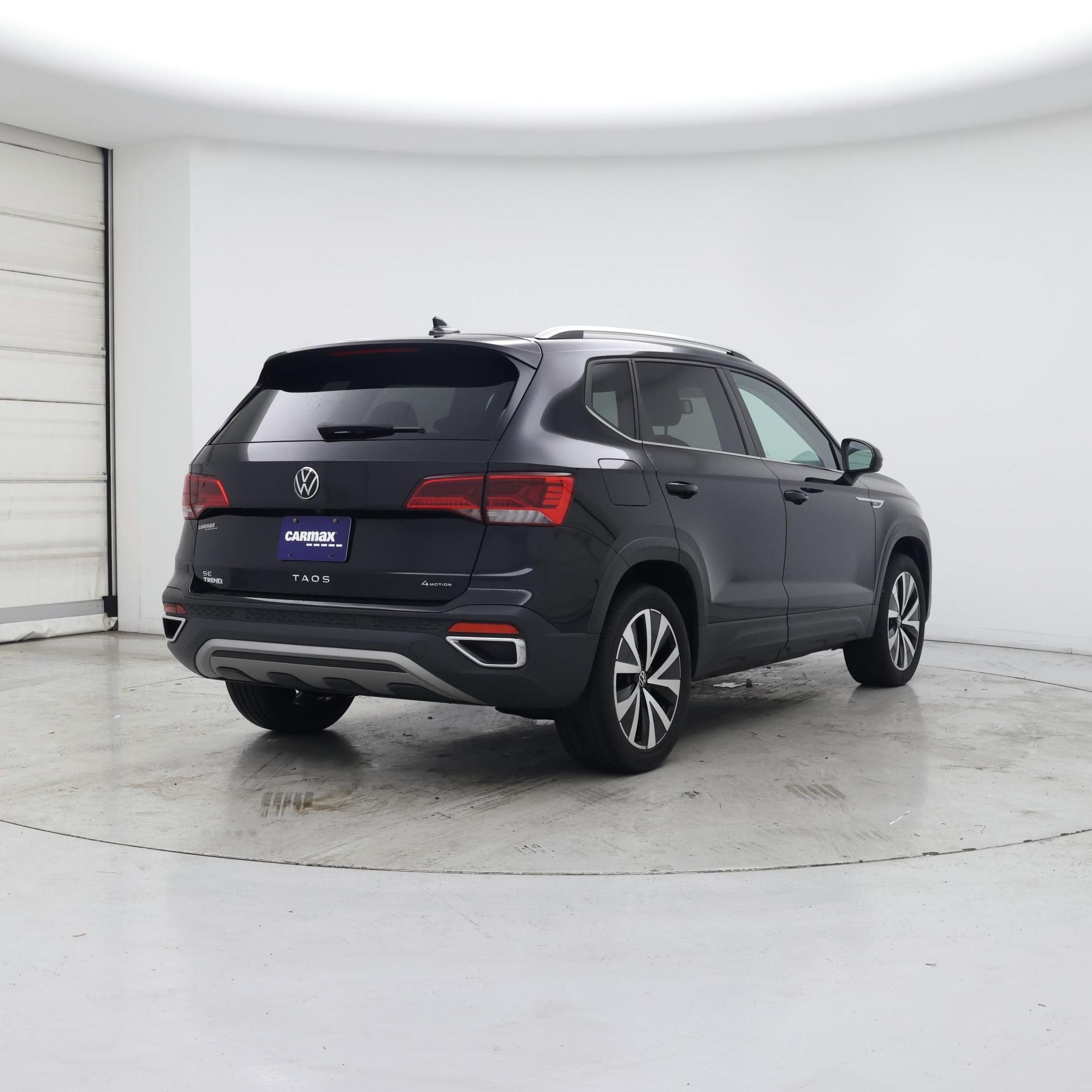 Thumbnail: 2022 Volkswagen Taos - 8