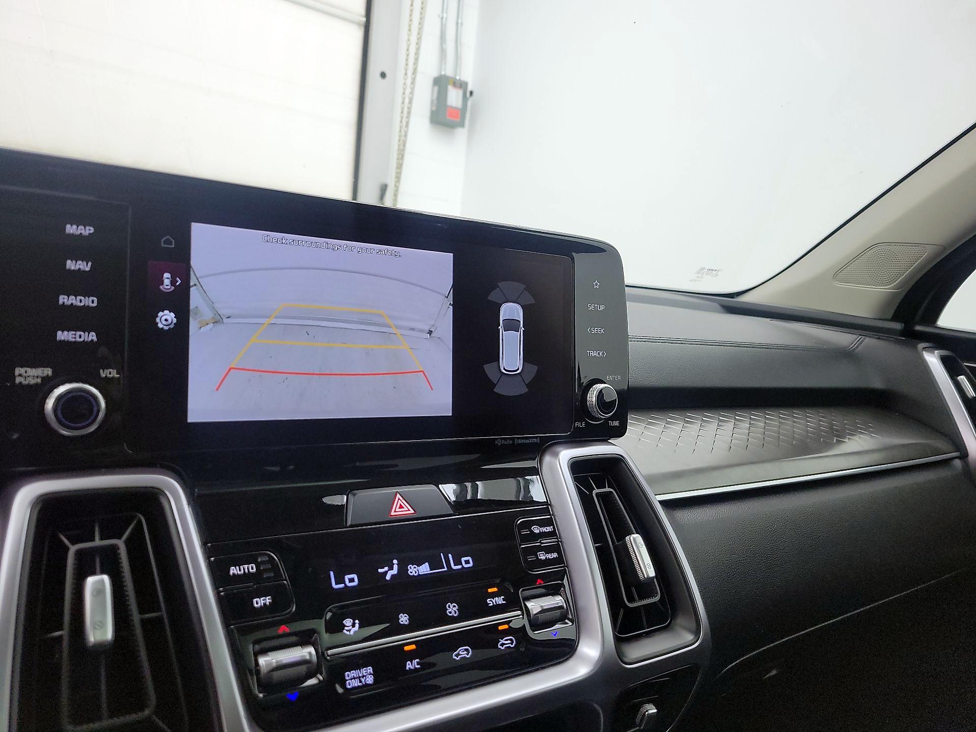 Thumbnail: 2023 Kia Sorento - 14