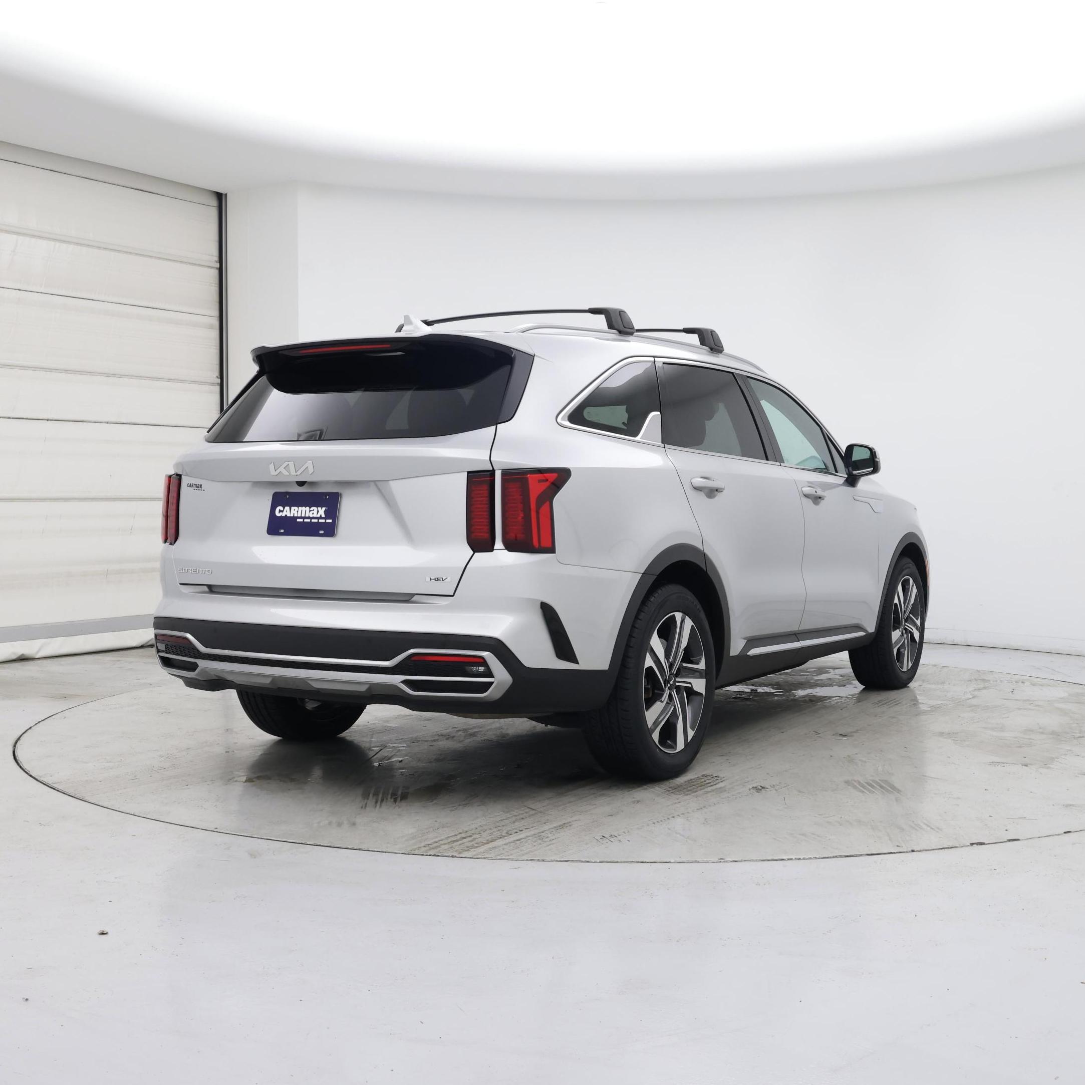 Thumbnail: 2023 Kia Sorento - 8