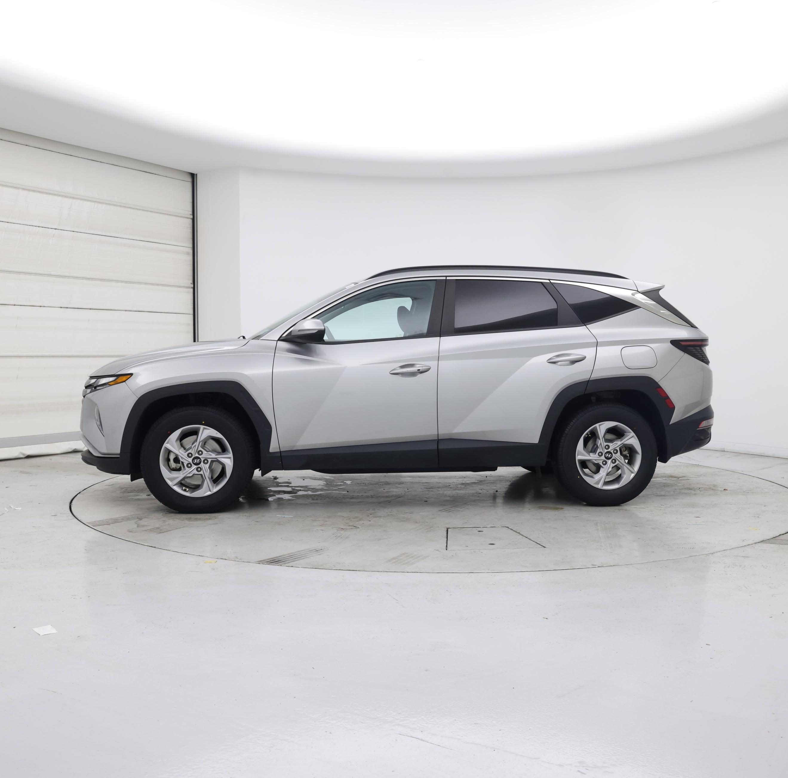 Thumbnail: 2022 Hyundai Tucson - 3