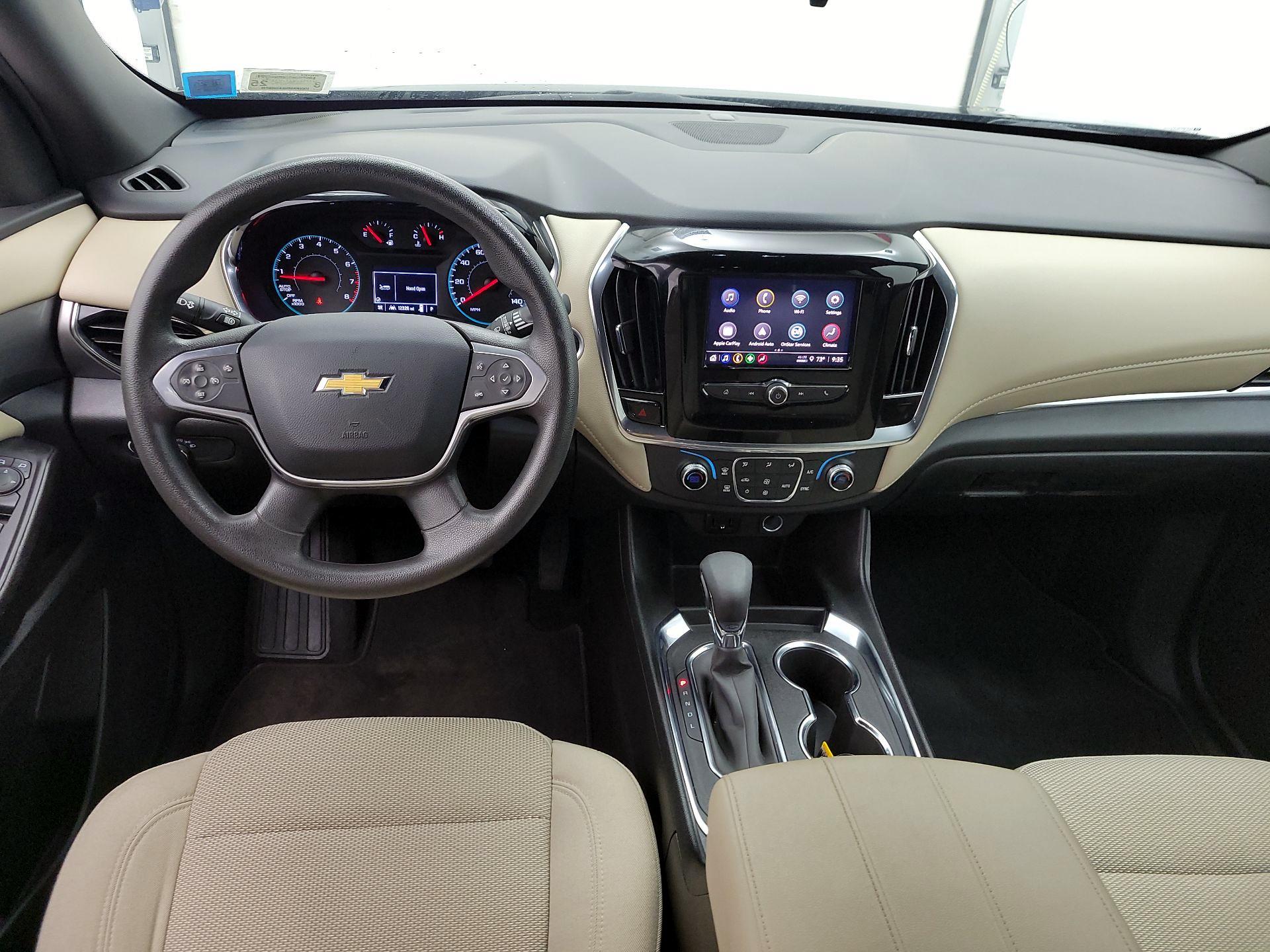 Thumbnail: 2023 Chevrolet Traverse - 9