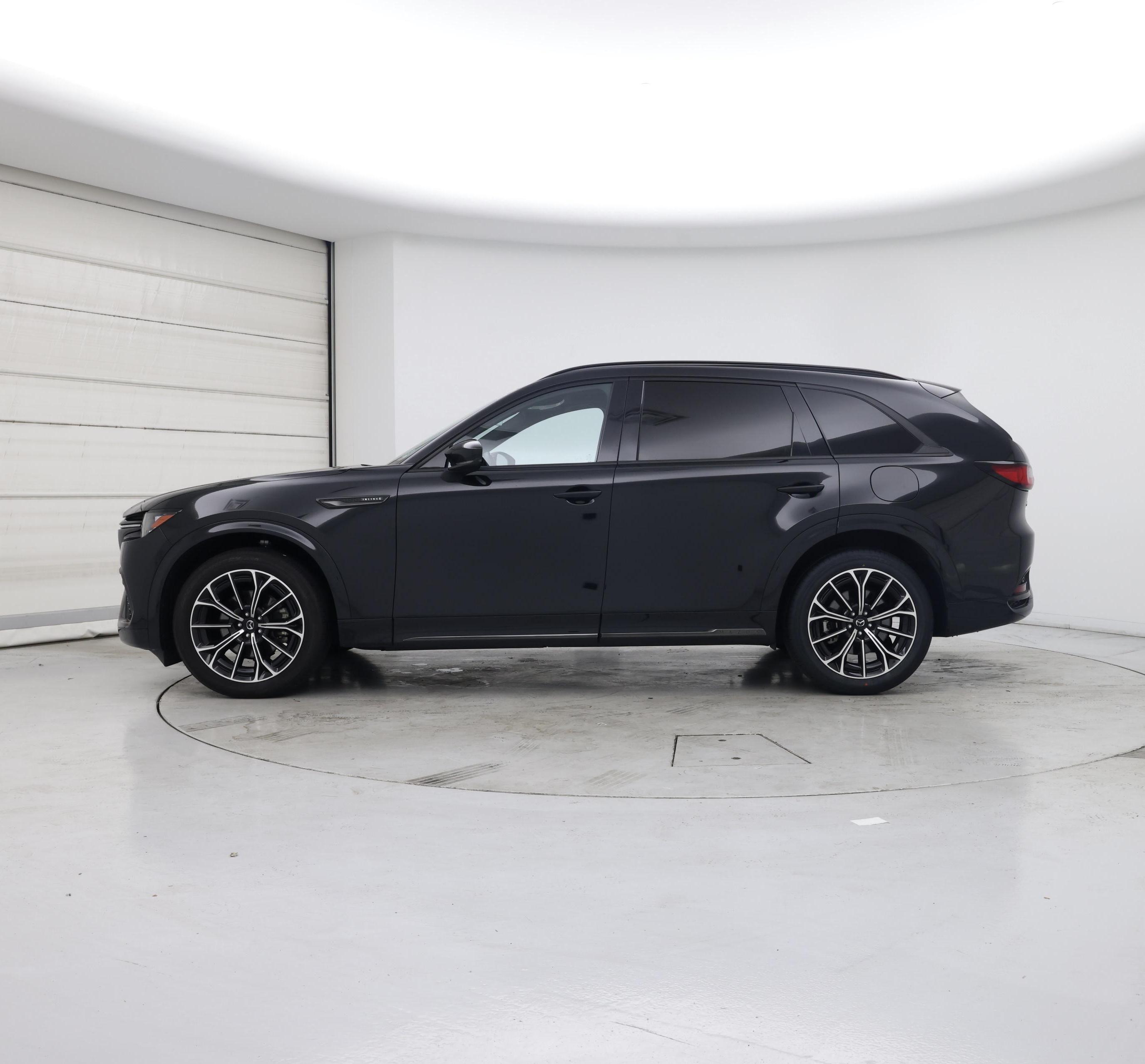 Thumbnail: 2025 Mazda CX-70 - 3