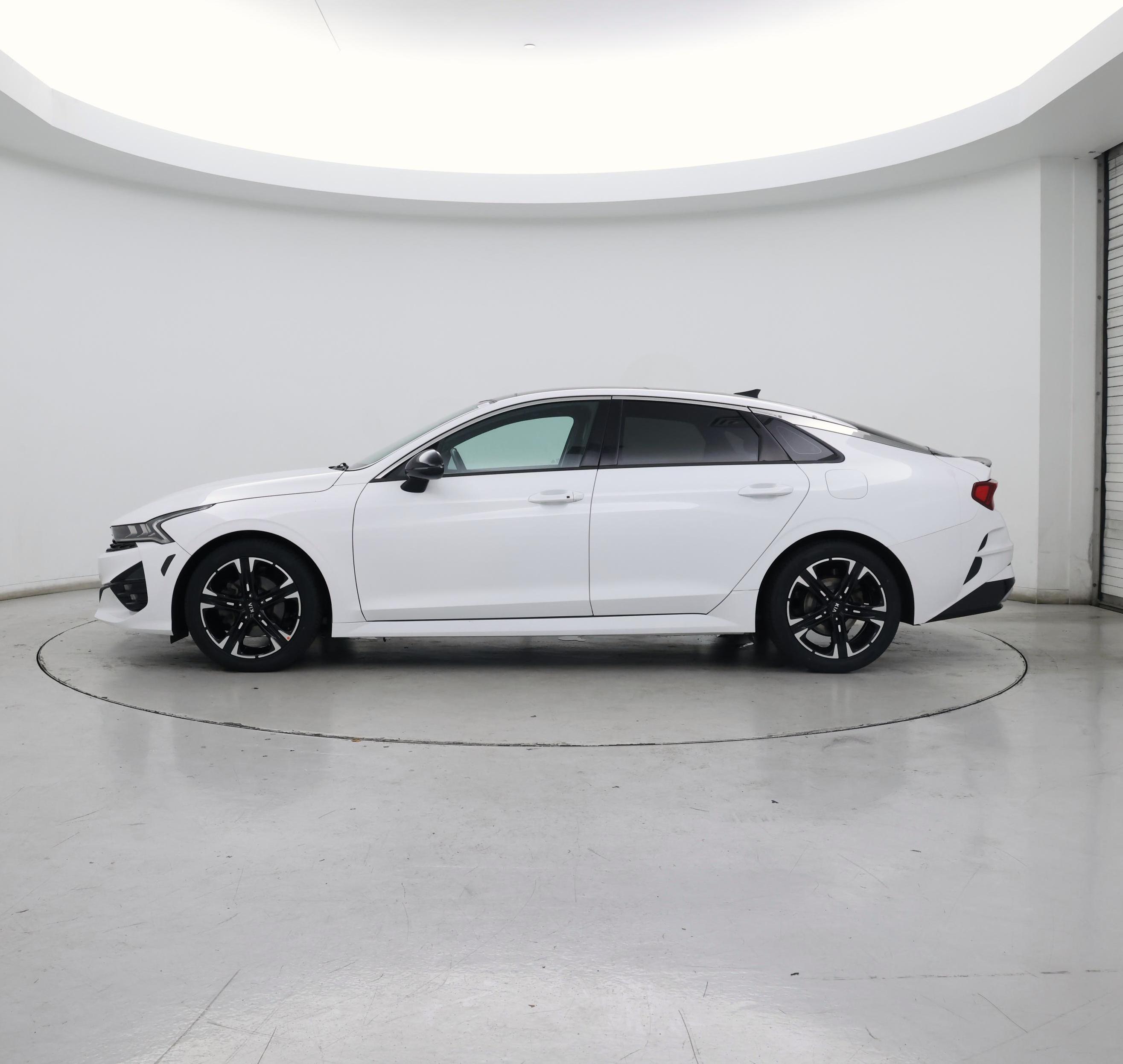 Thumbnail: 2021 Kia K5 - 3