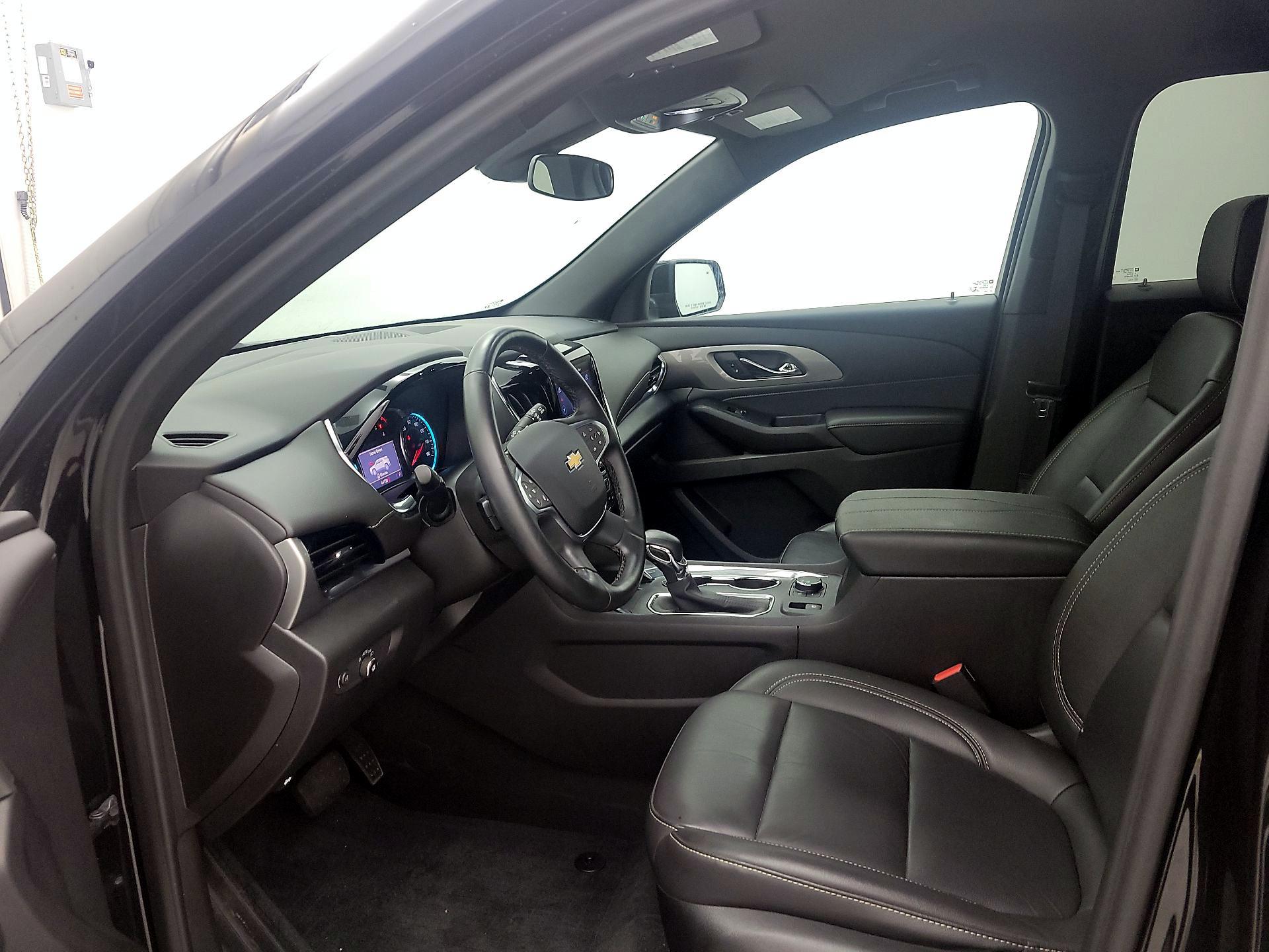 Thumbnail: 2023 Chevrolet Traverse - 11
