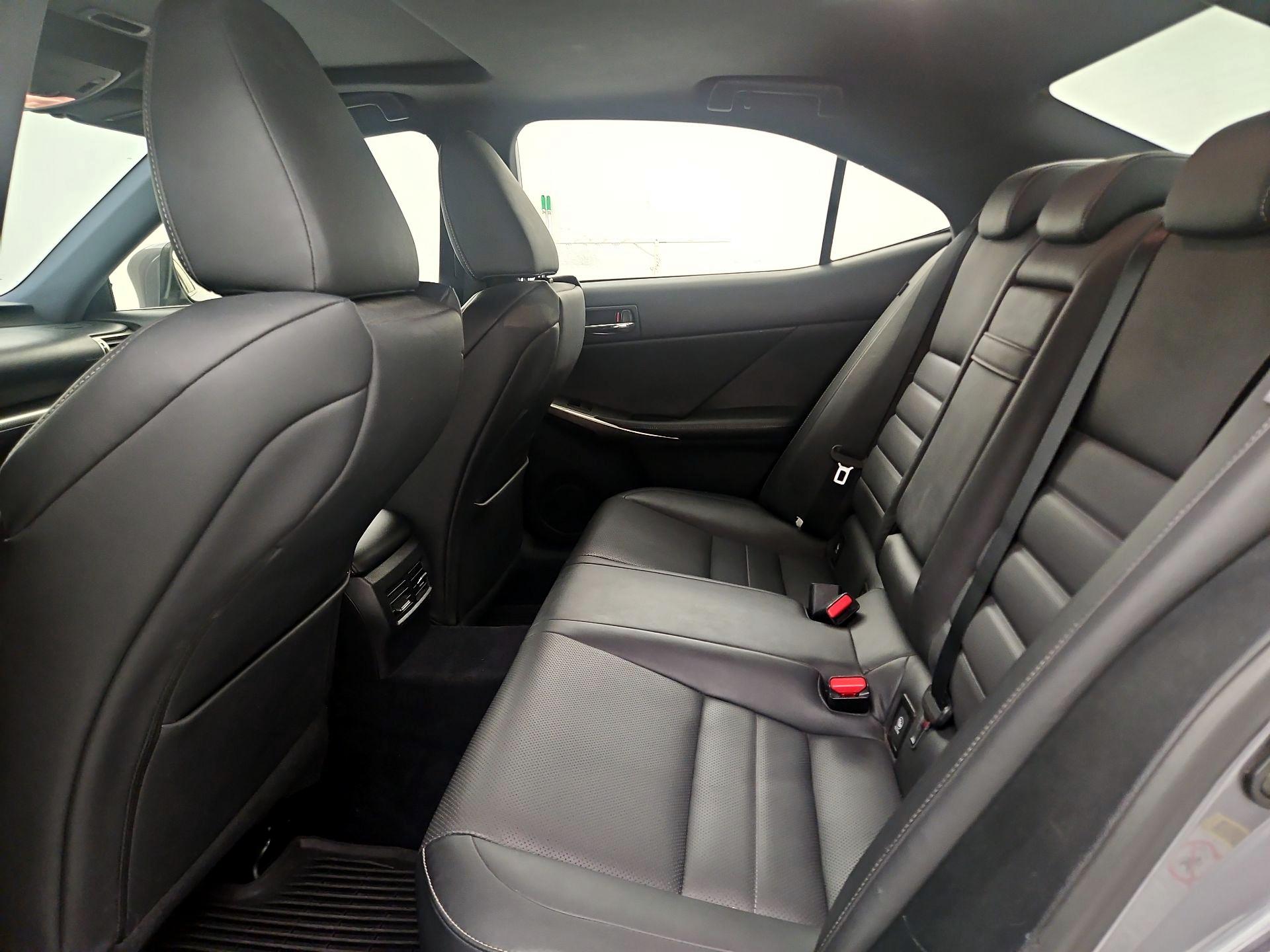Thumbnail: 2014 Lexus IS - 19