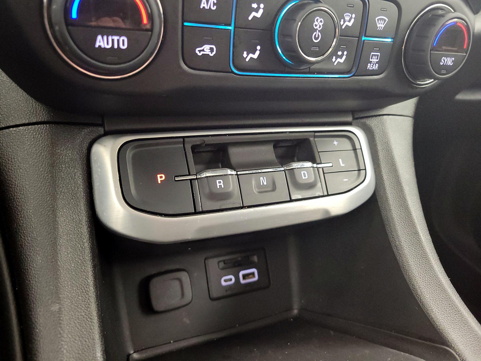 Thumbnail: 2022 GMC Acadia - 18