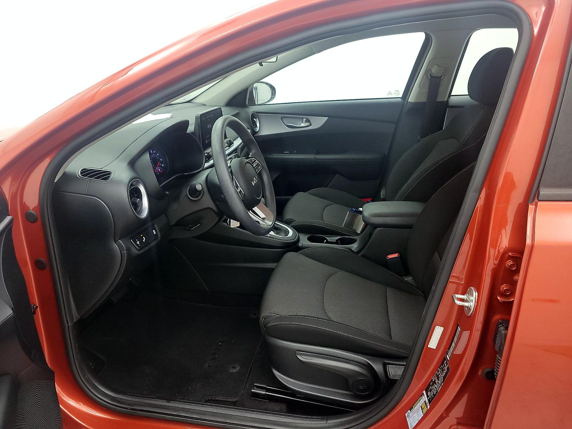 Thumbnail: 2023 Kia Forte - 11