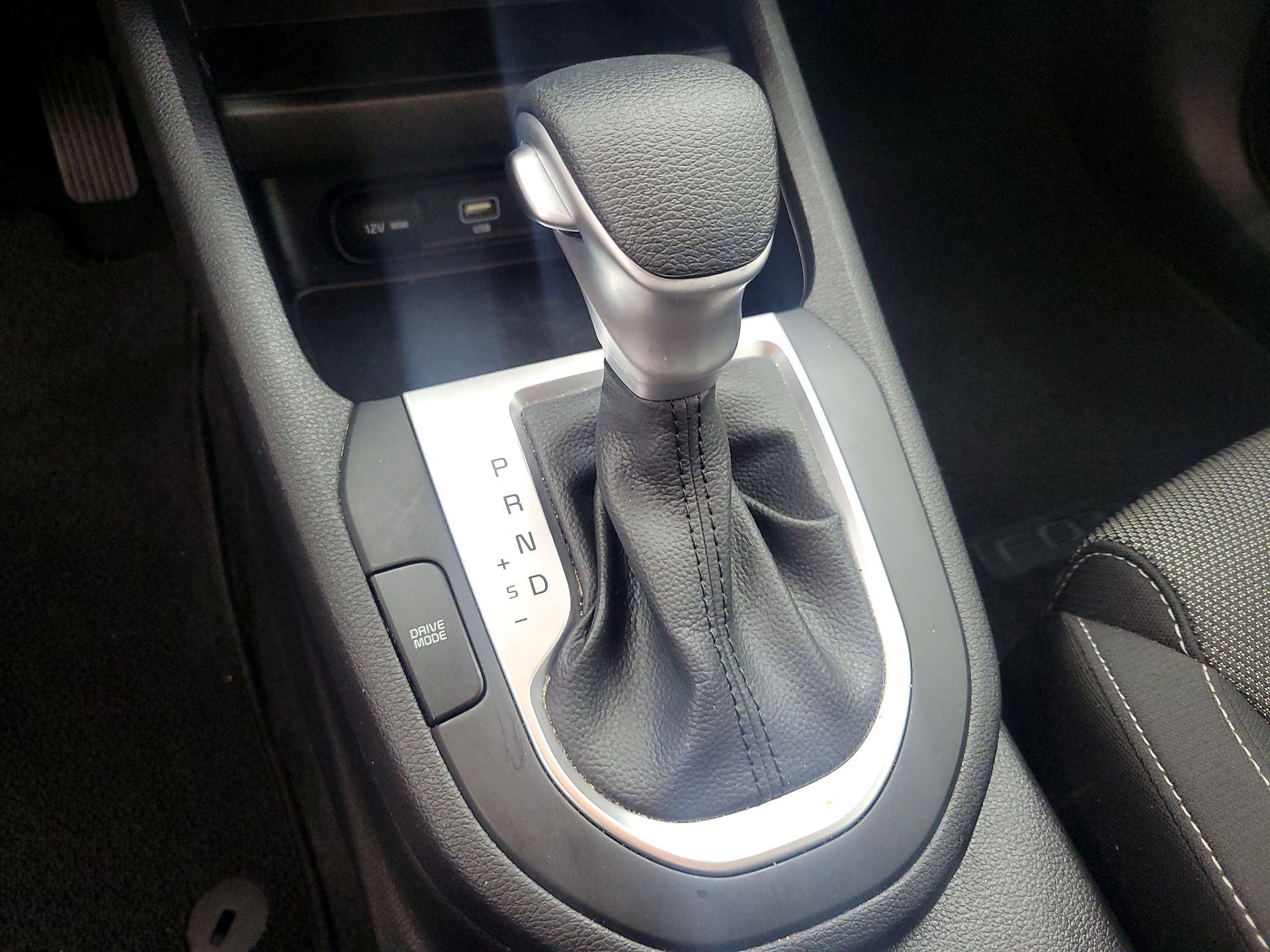 Thumbnail: 2023 Kia Forte - 17