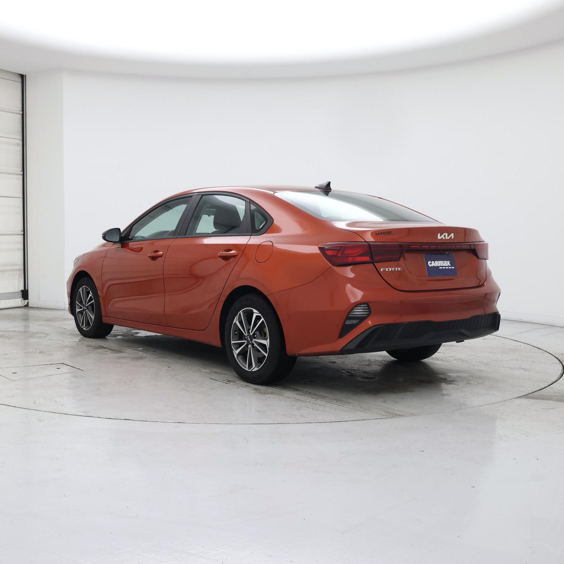 Thumbnail: 2023 Kia Forte - 2