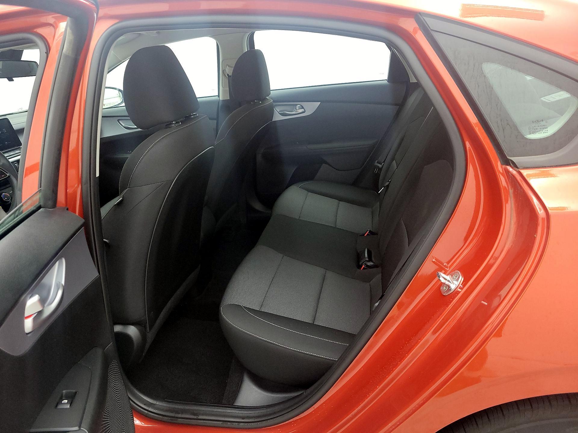 Thumbnail: 2023 Kia Forte - 19