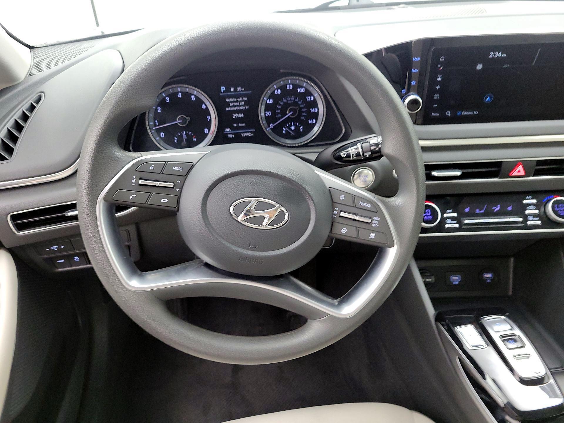 Thumbnail: 2023 Hyundai Sonata - 10