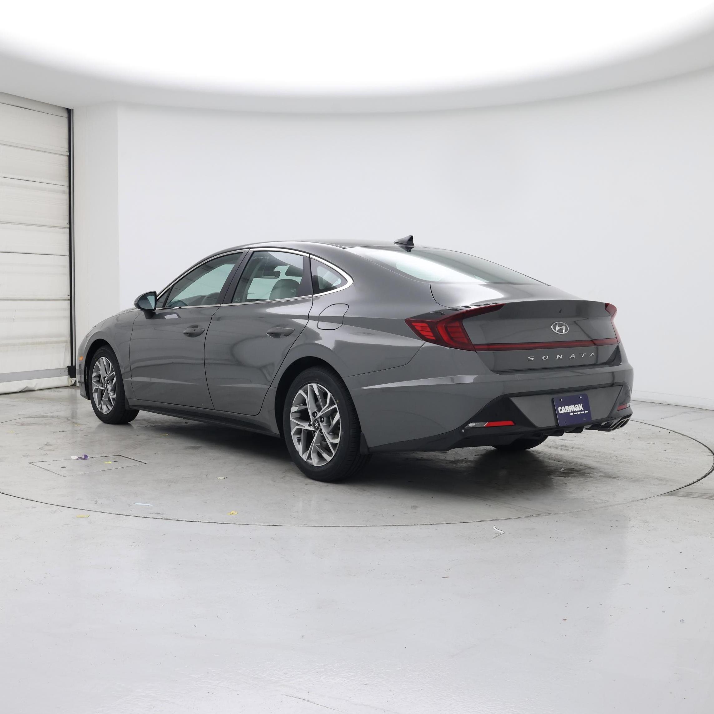 Thumbnail: 2023 Hyundai Sonata - 2