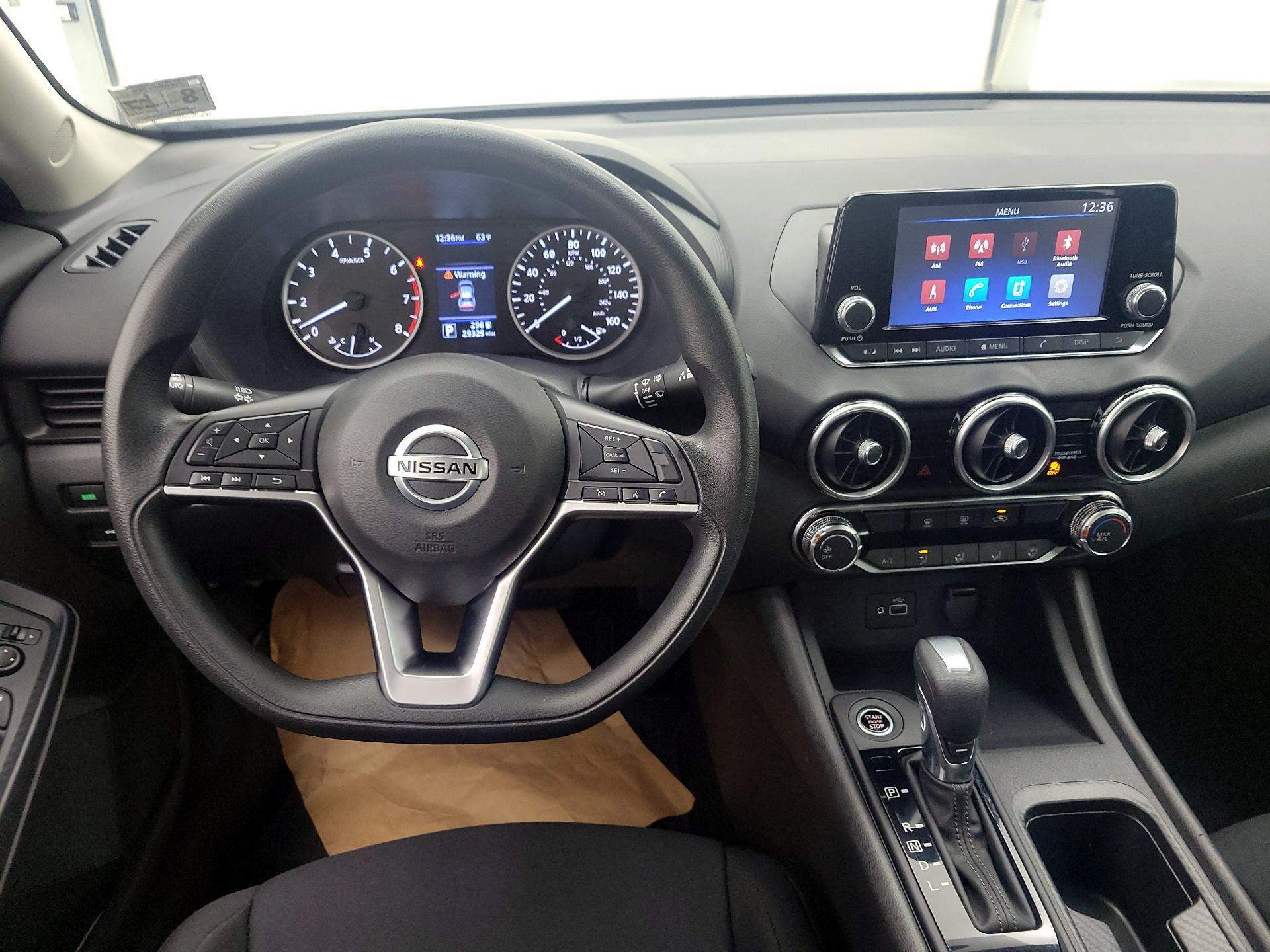 Thumbnail: 2022 Nissan Sentra - 10