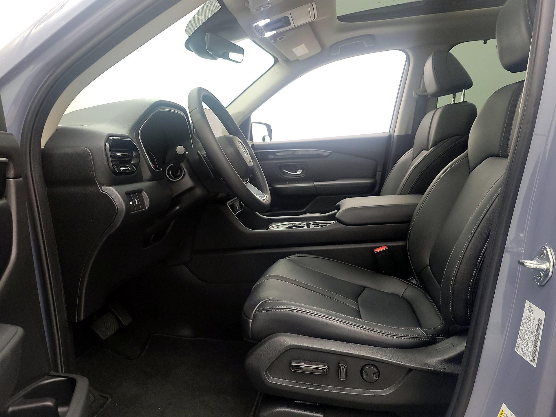 Thumbnail: 2023 Honda Pilot - 11