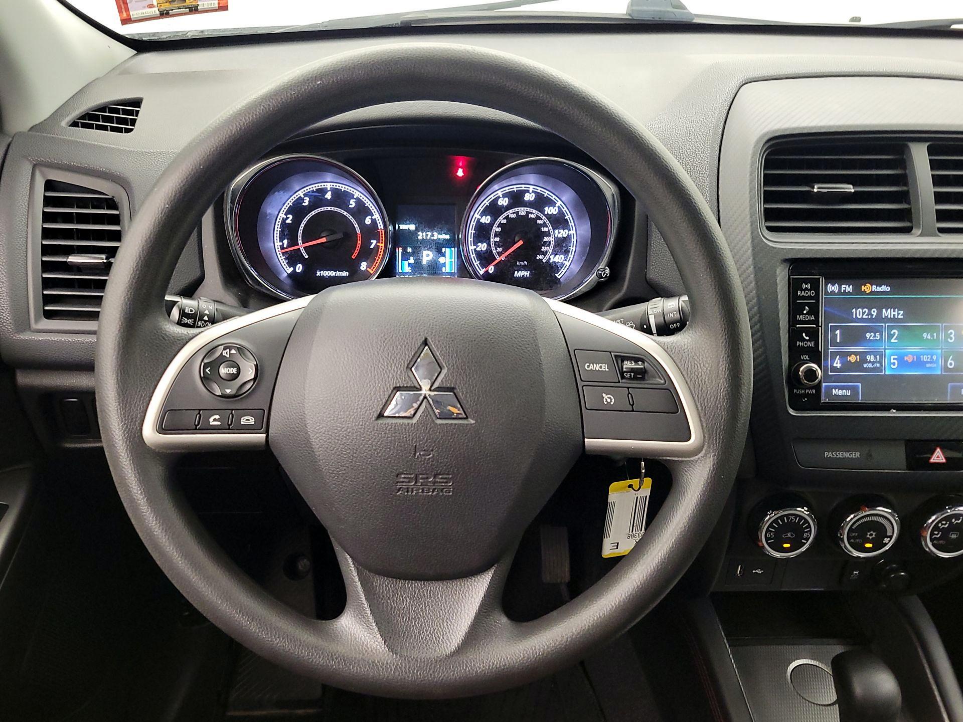 Thumbnail: 2019 Mitsubishi Outlander Sport - 10