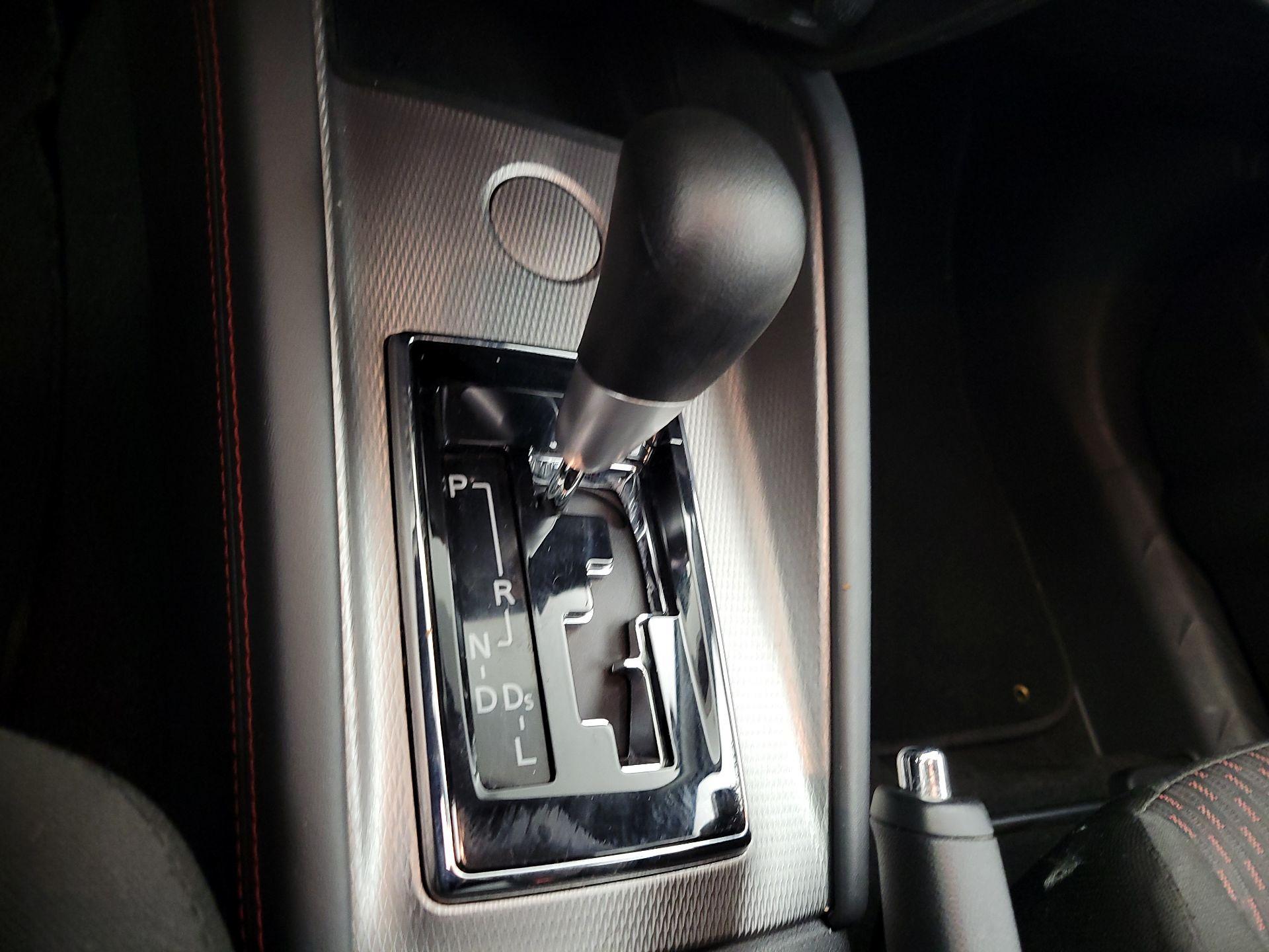 Thumbnail: 2019 Mitsubishi Outlander Sport - 16