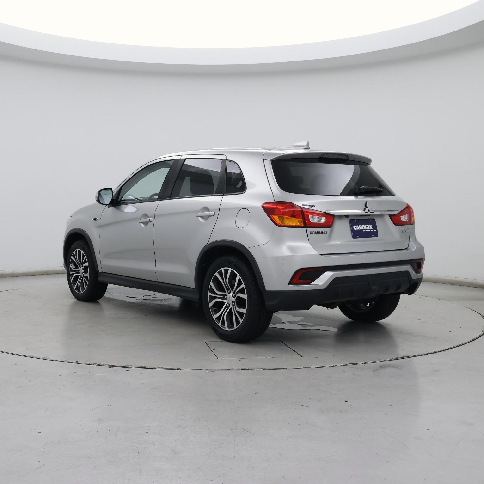 Thumbnail: 2019 Mitsubishi Outlander Sport - 2