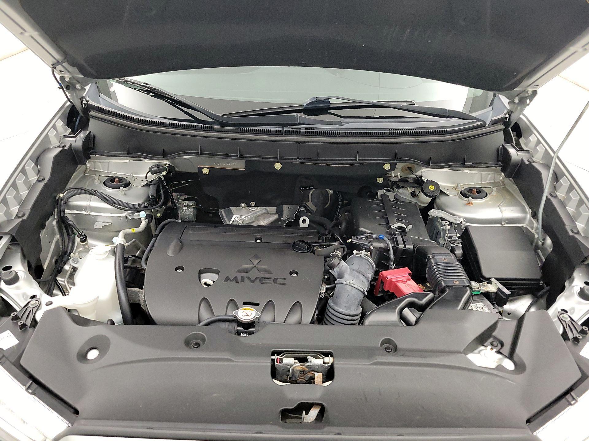 Thumbnail: 2019 Mitsubishi Outlander Sport - 20
