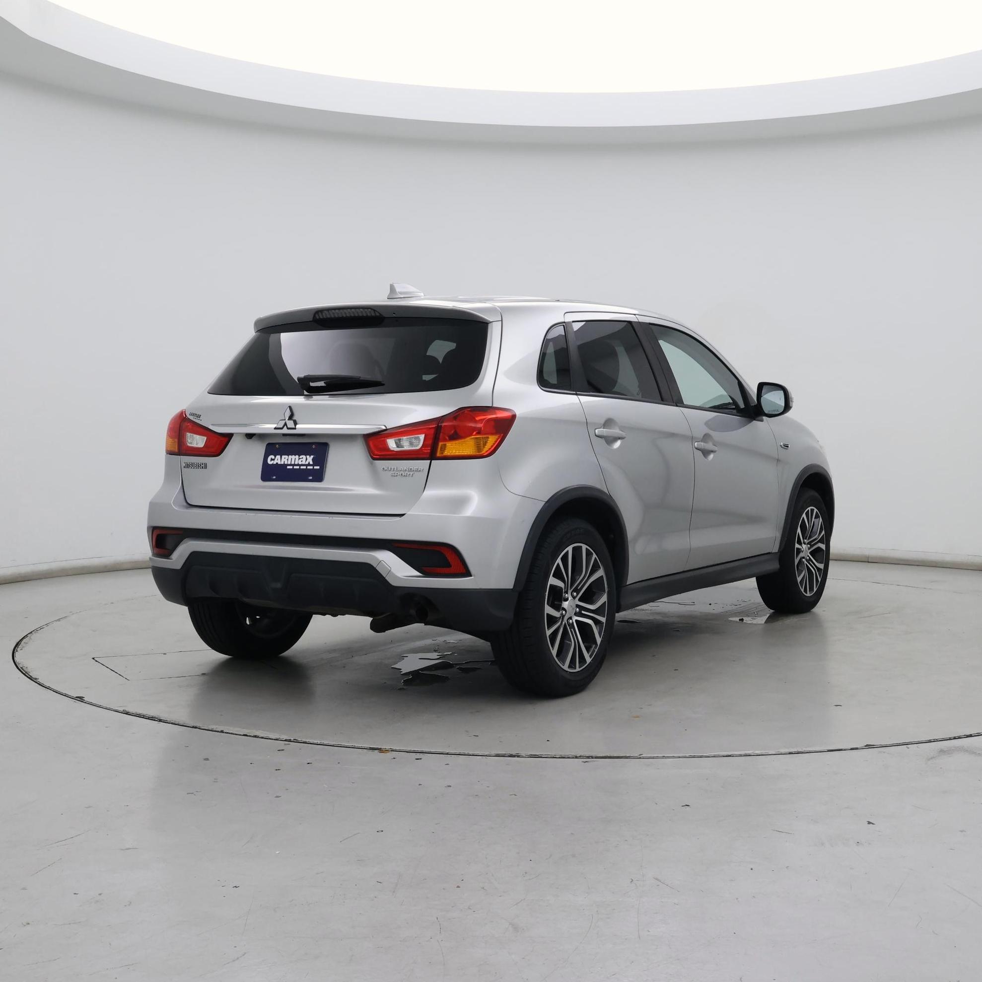 Thumbnail: 2019 Mitsubishi Outlander Sport - 8