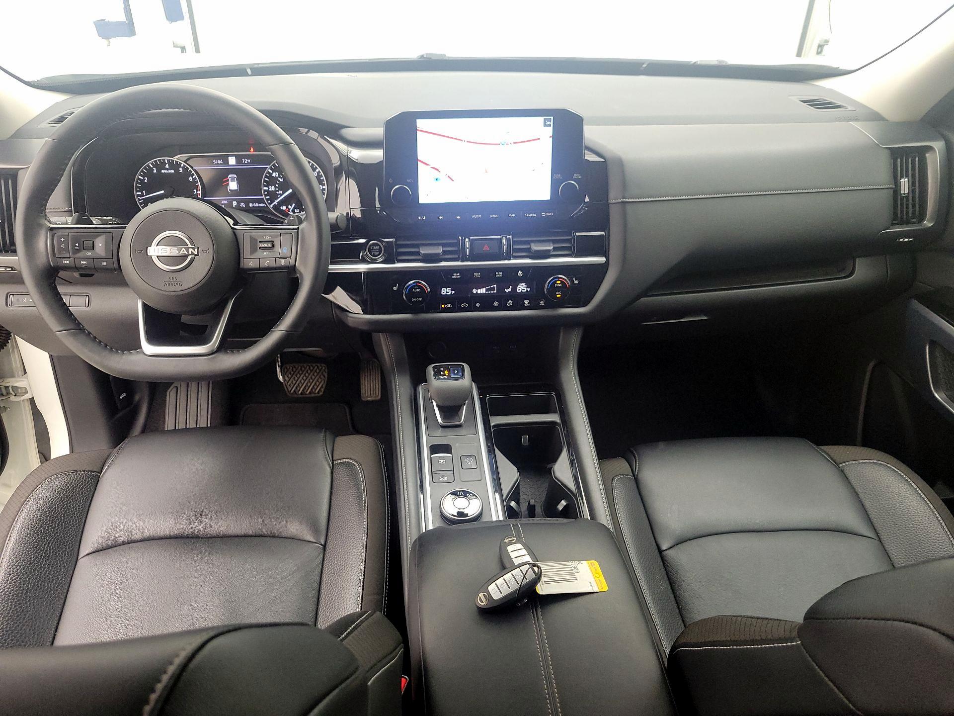 Thumbnail: 2022 Nissan Pathfinder - 9