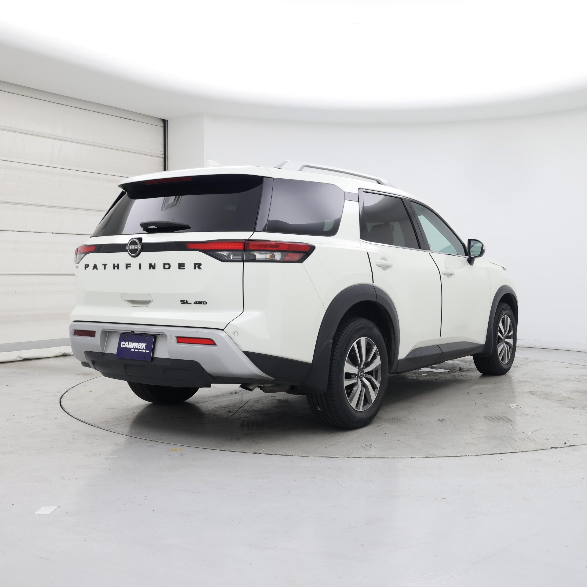 Thumbnail: 2022 Nissan Pathfinder - 8
