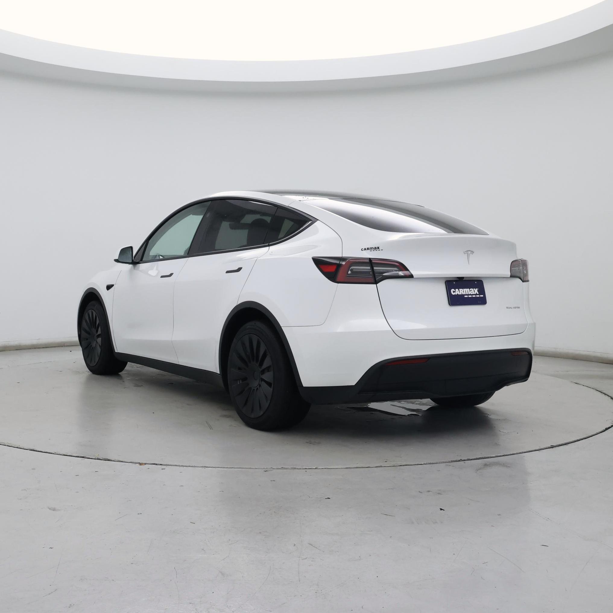 Thumbnail: 2023 Tesla Model Y - 2