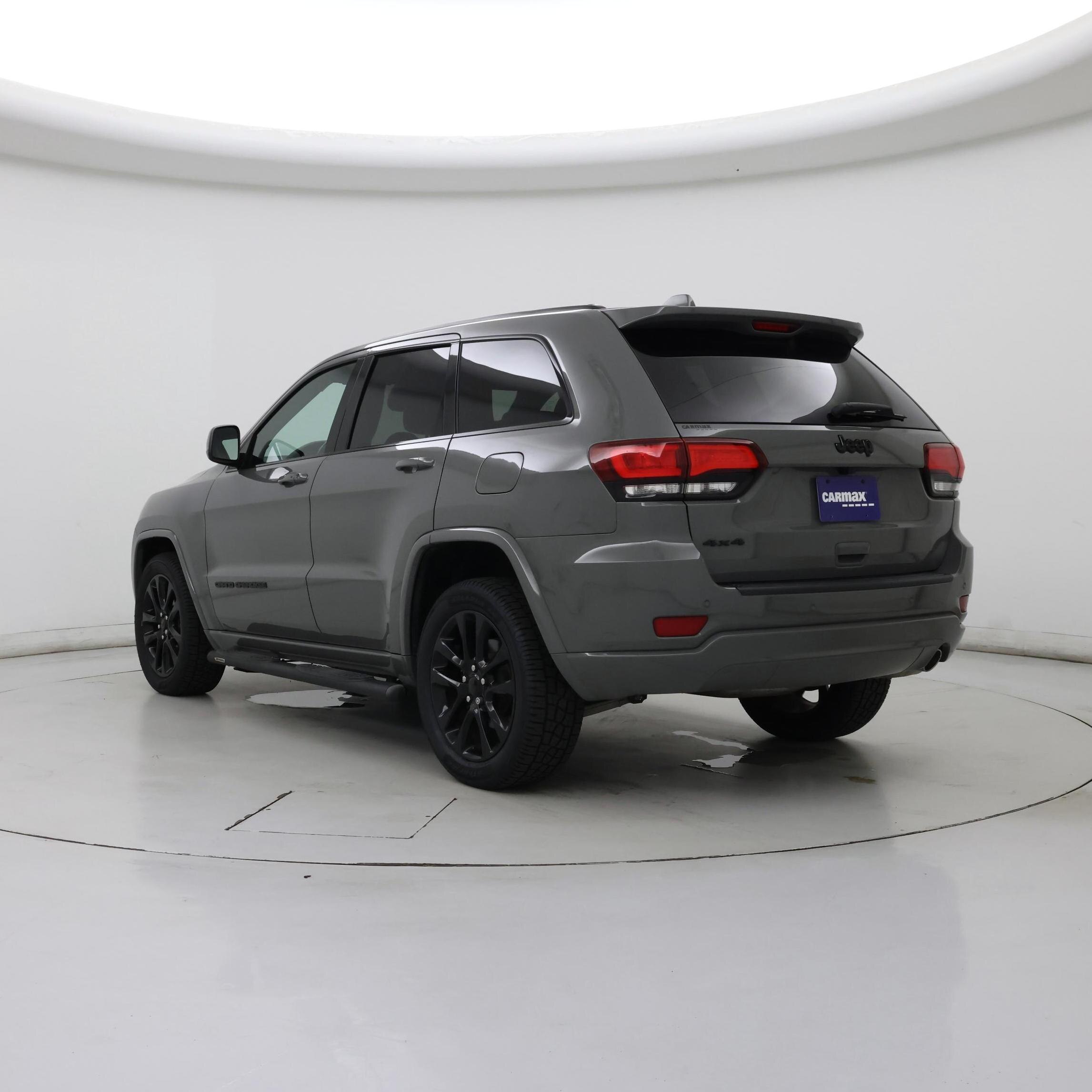 Thumbnail: 2020 Jeep Grand Cherokee - 2