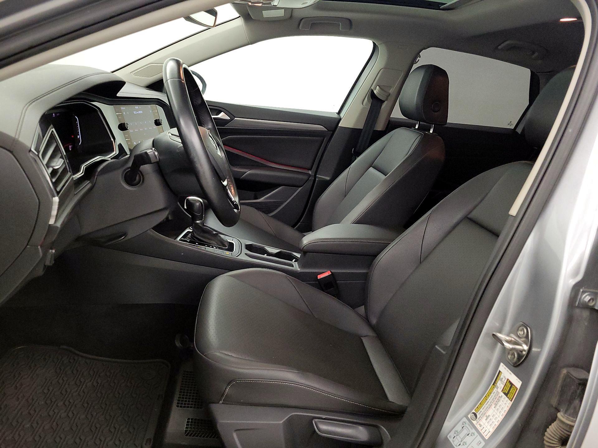 Thumbnail: 2019 Volkswagen Jetta - 11